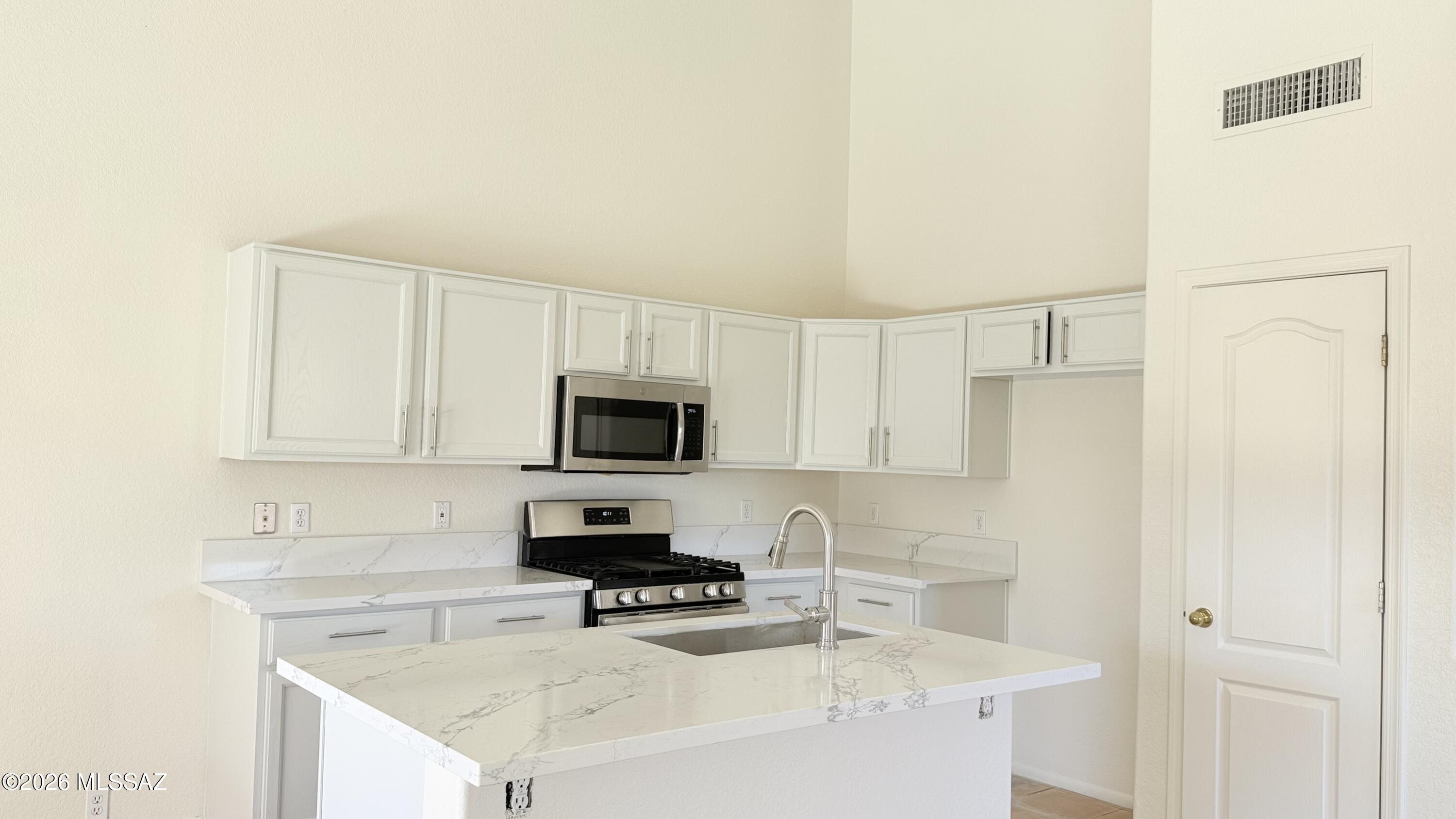 Canada Ridge (1-126) - Residential