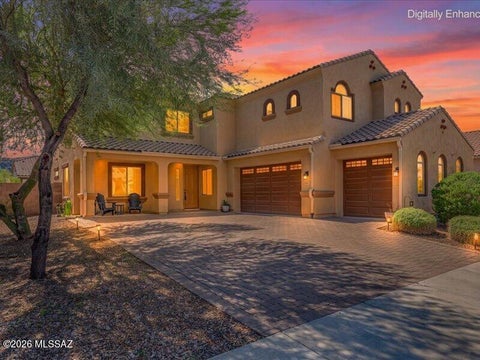 Photo of 8701 W Hanbury Road, Marana, AZ 85653 (MLS # 22621368)