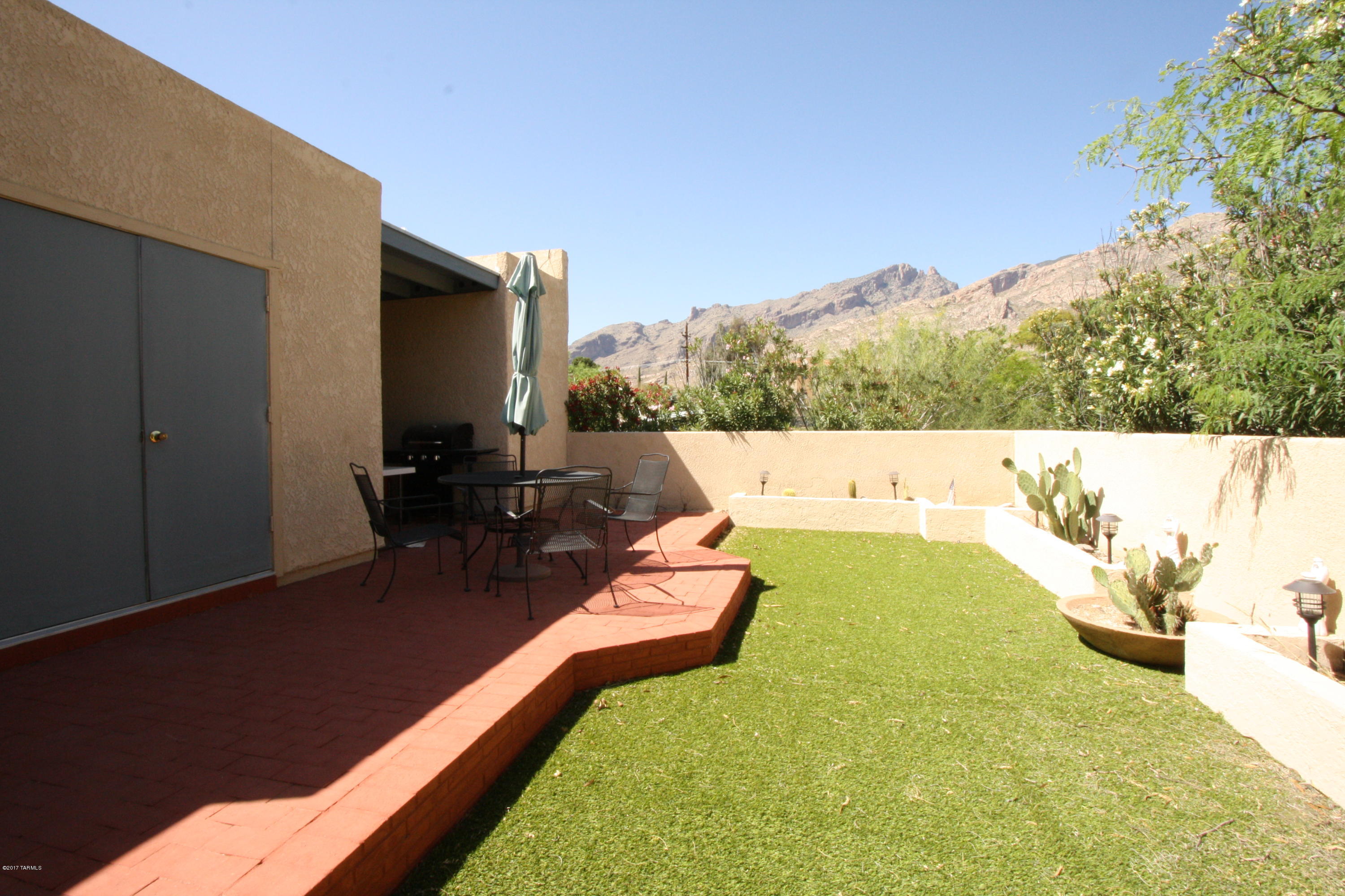 Viewpoint III (1-93) - Residential Lease