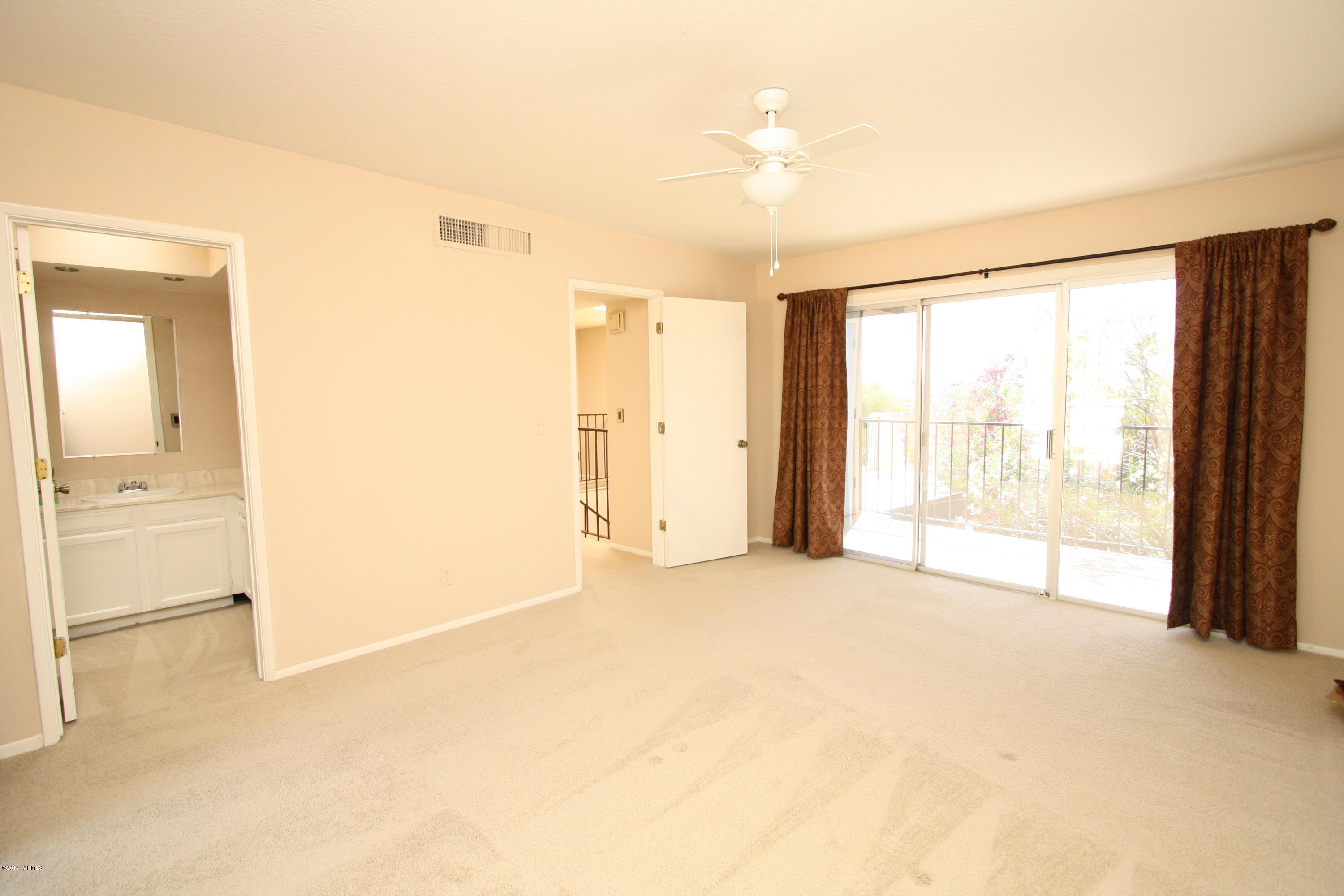 Viewpoint III (1-93) - Residential Lease