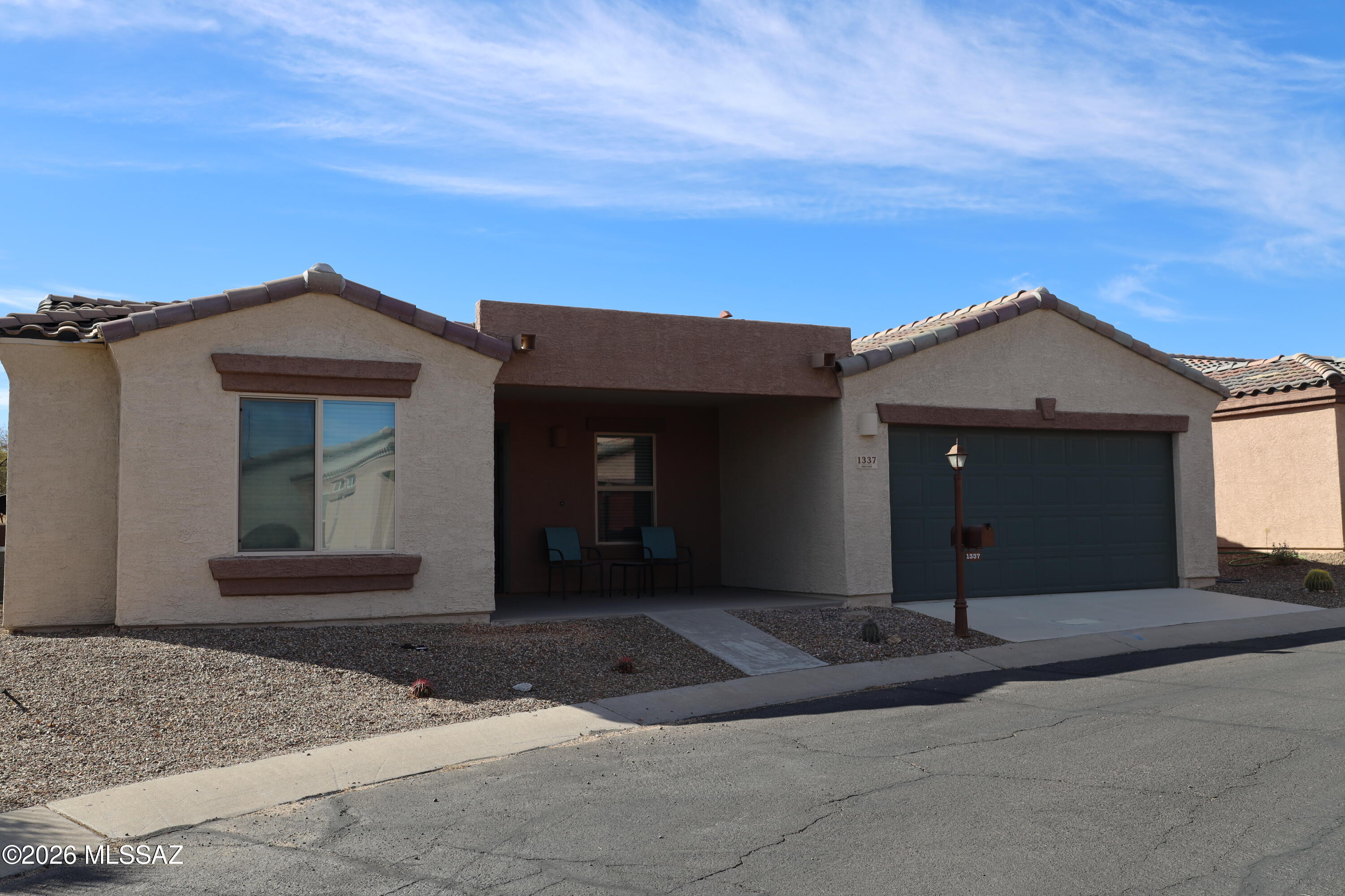 1337 W Vuelta del Yunque