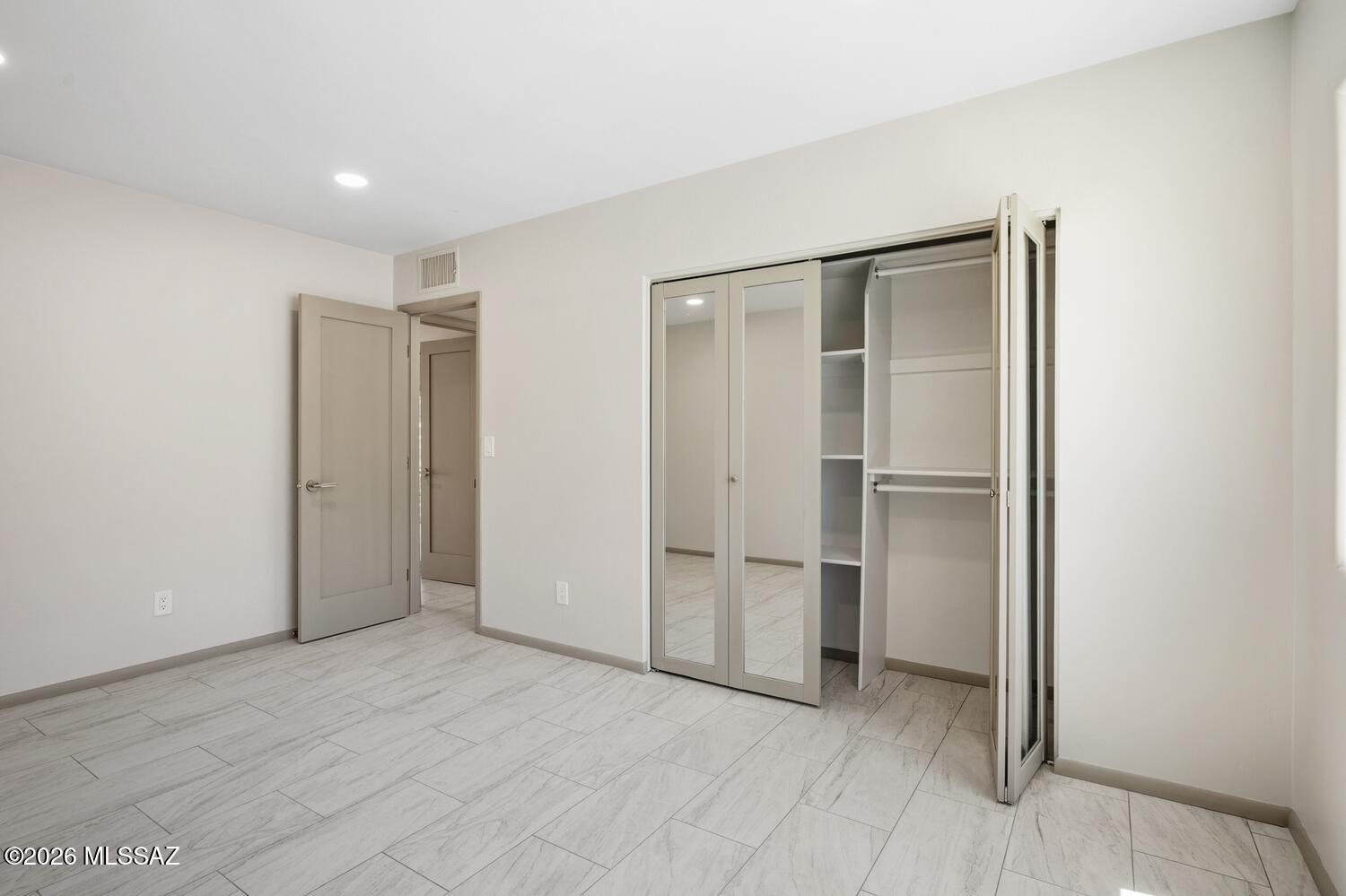La Canada Foothills (1-75) - Residential