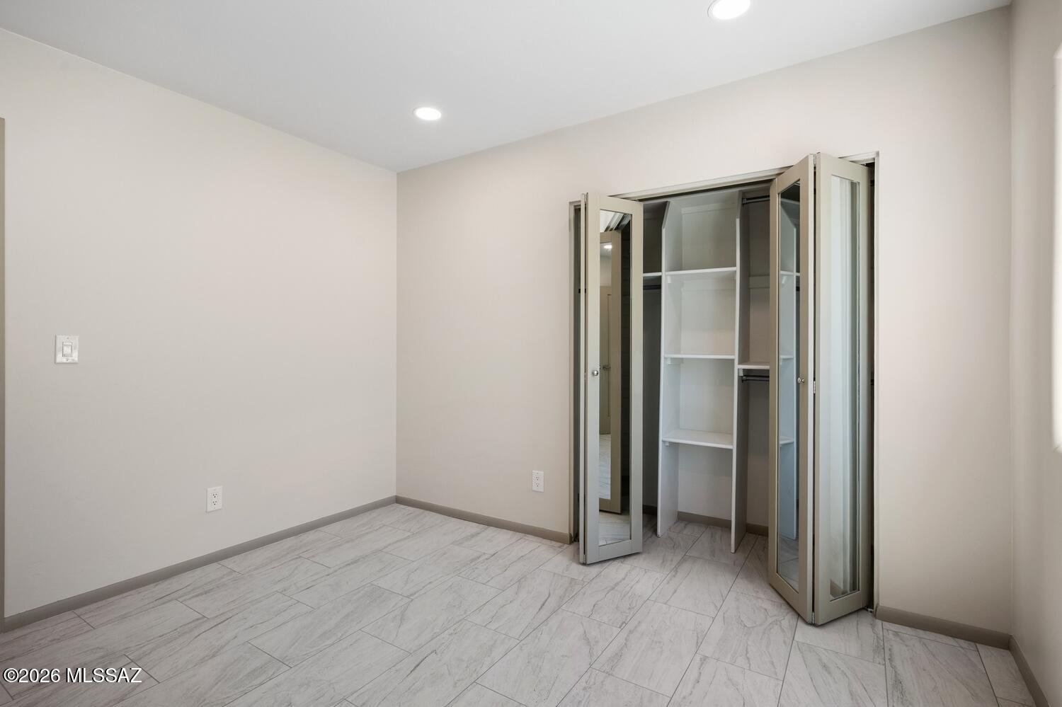La Canada Foothills (1-75) - Residential