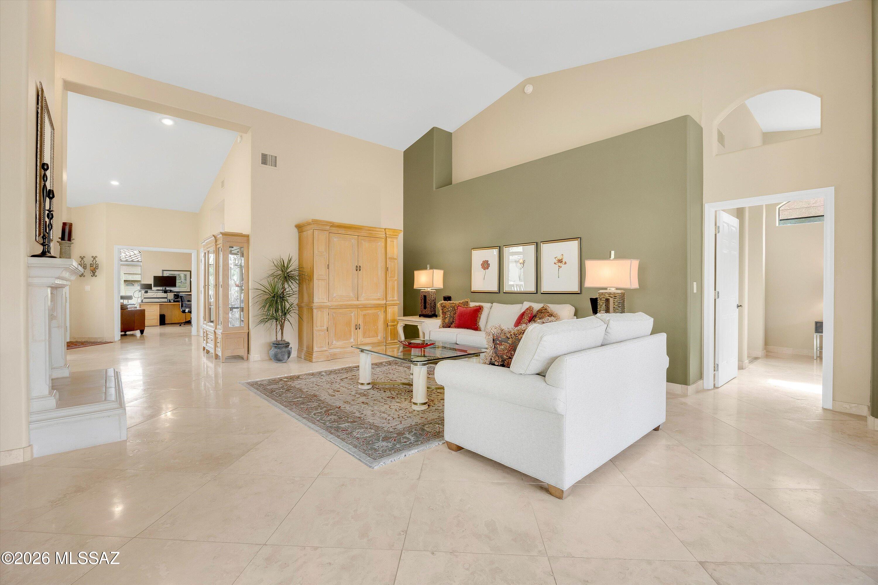 Ventana Canyon Golf Villas - Residential