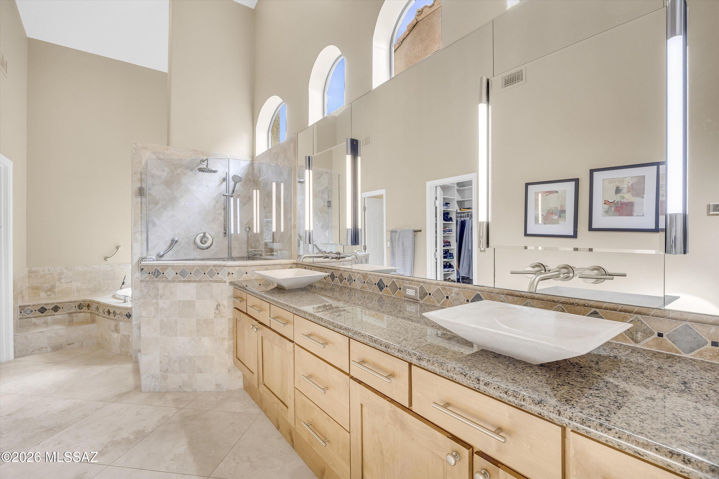 Ventana Canyon Golf Villas - Residential