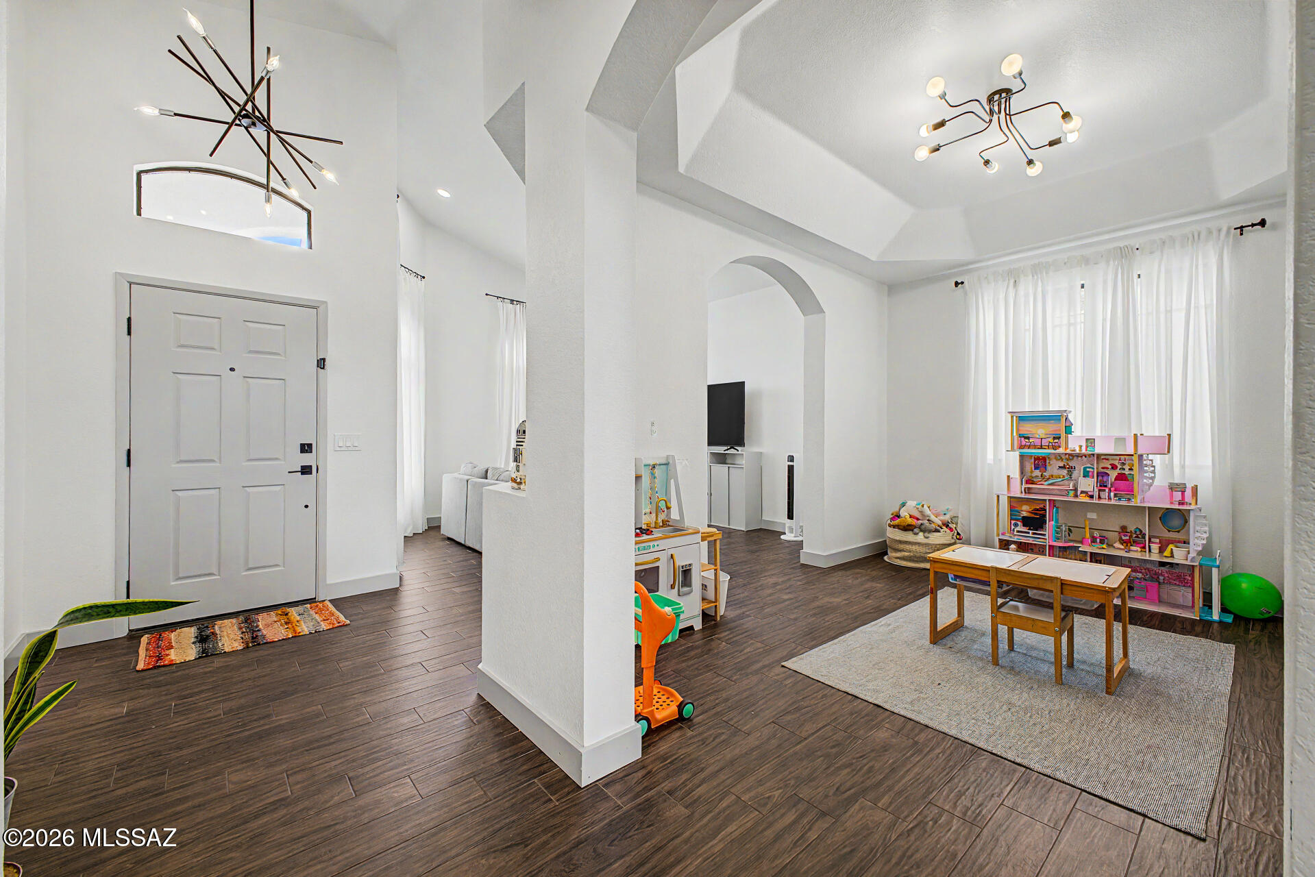 Hacienda Del Oro (1-879) - Residential