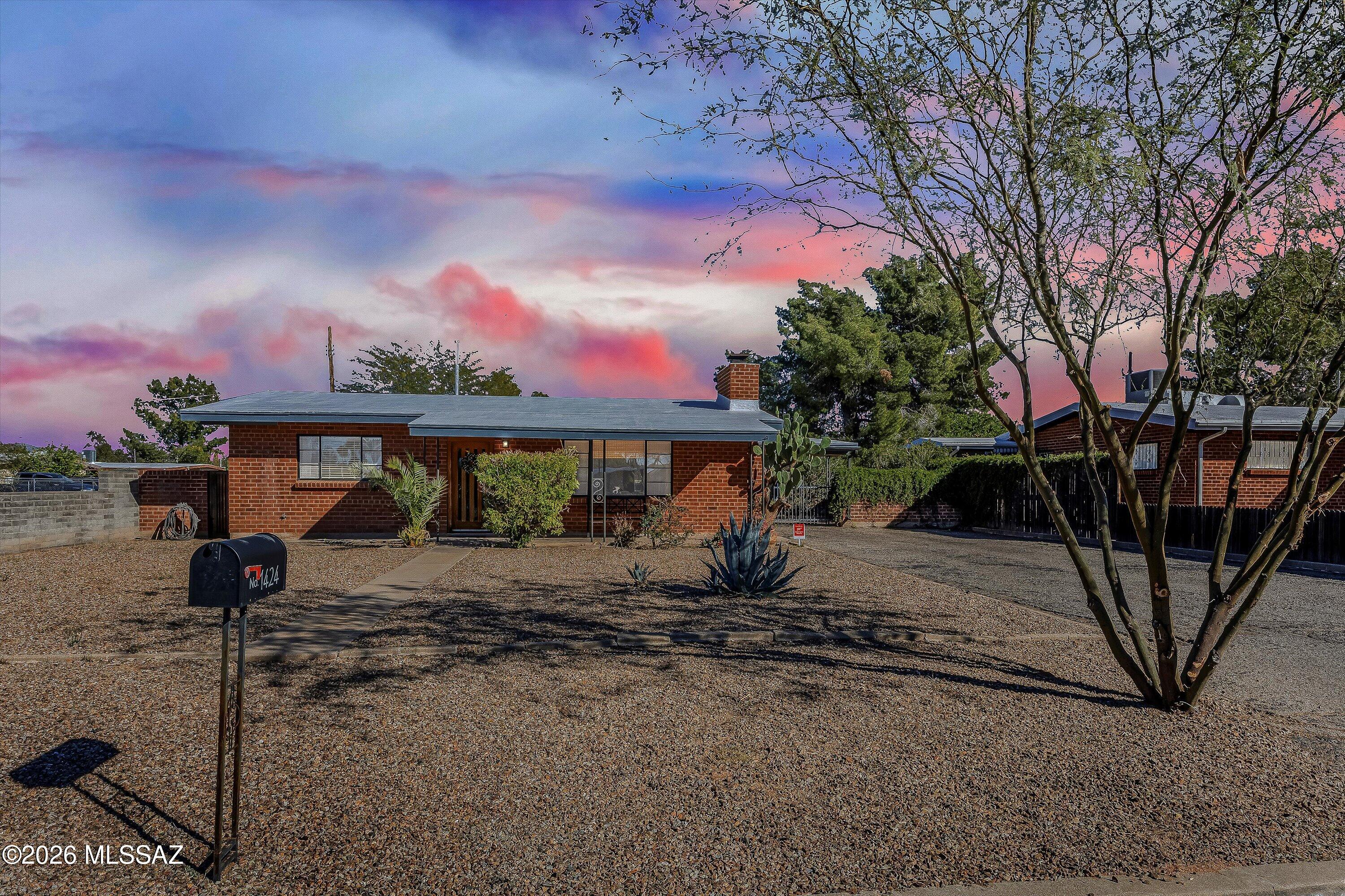 Mountain View Acre Farms - Residential
