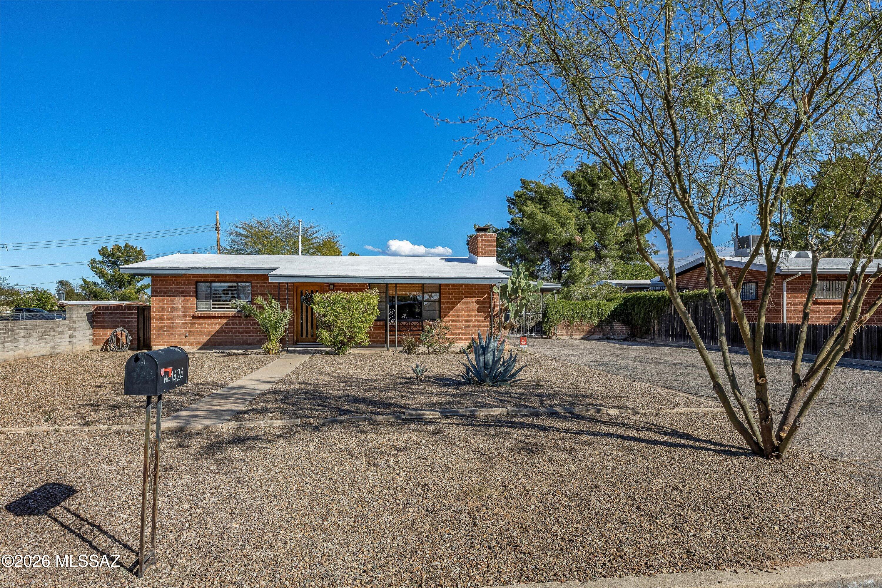 Mountain View Acre Farms - Residential