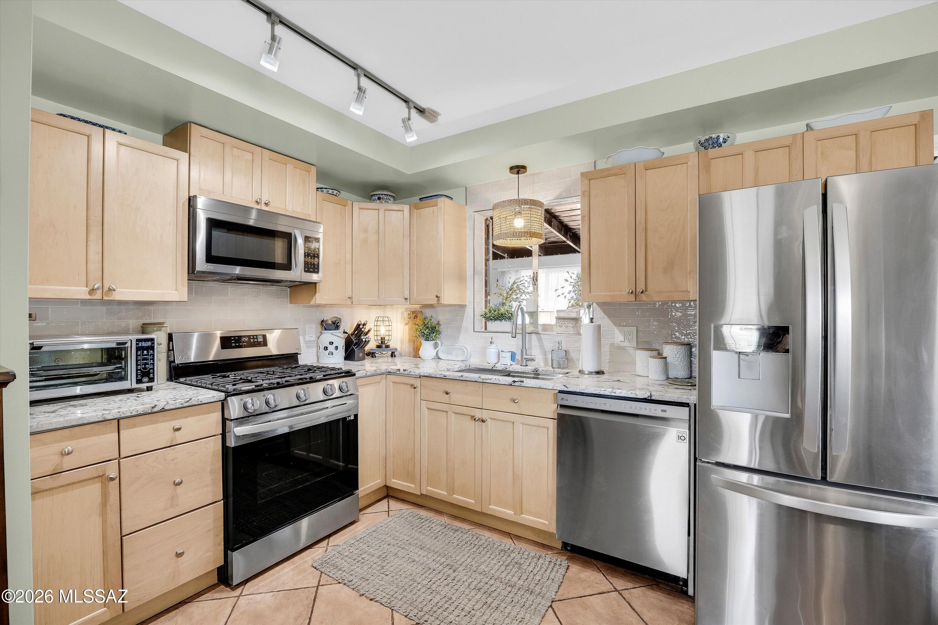 Mountain View Acre Farms - Residential