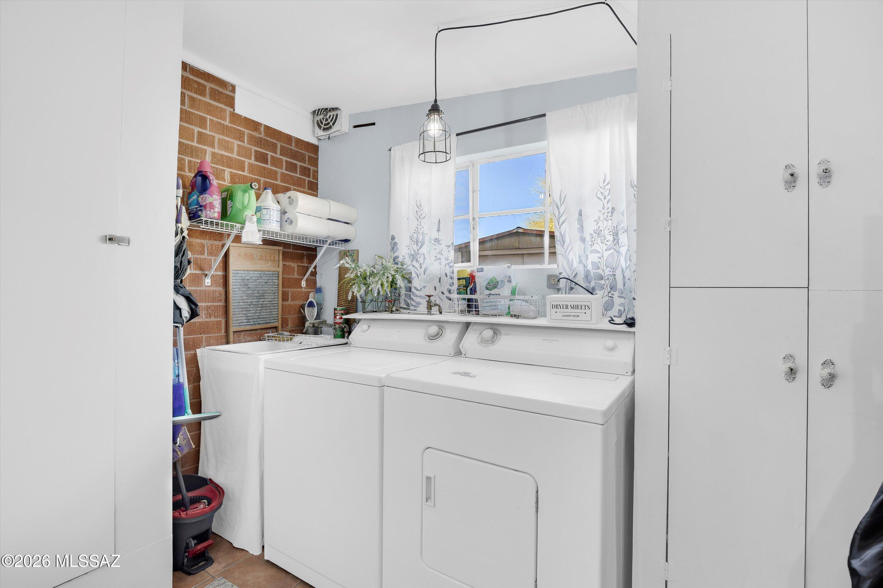 Mountain View Acre Farms - Residential