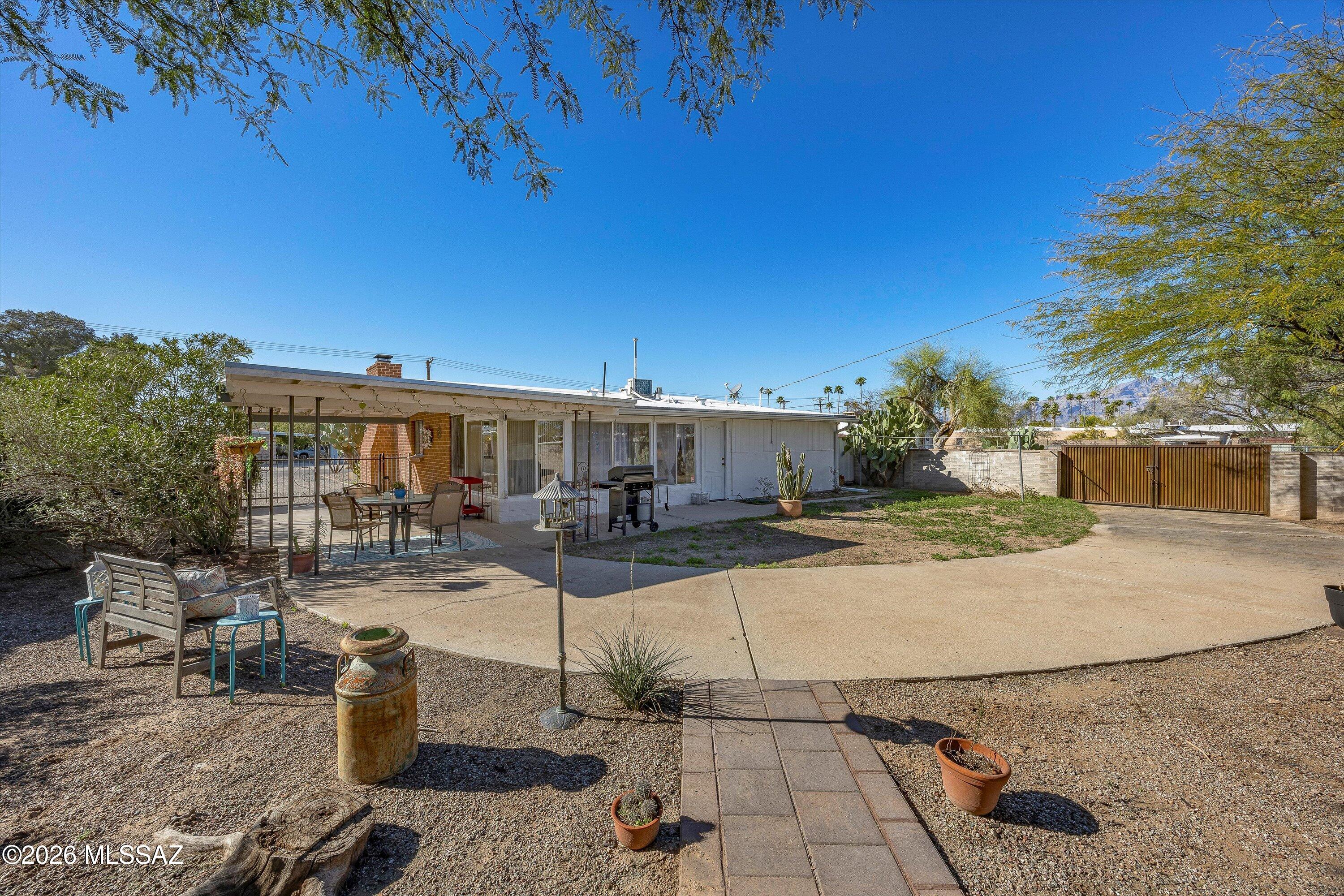 Mountain View Acre Farms - Residential