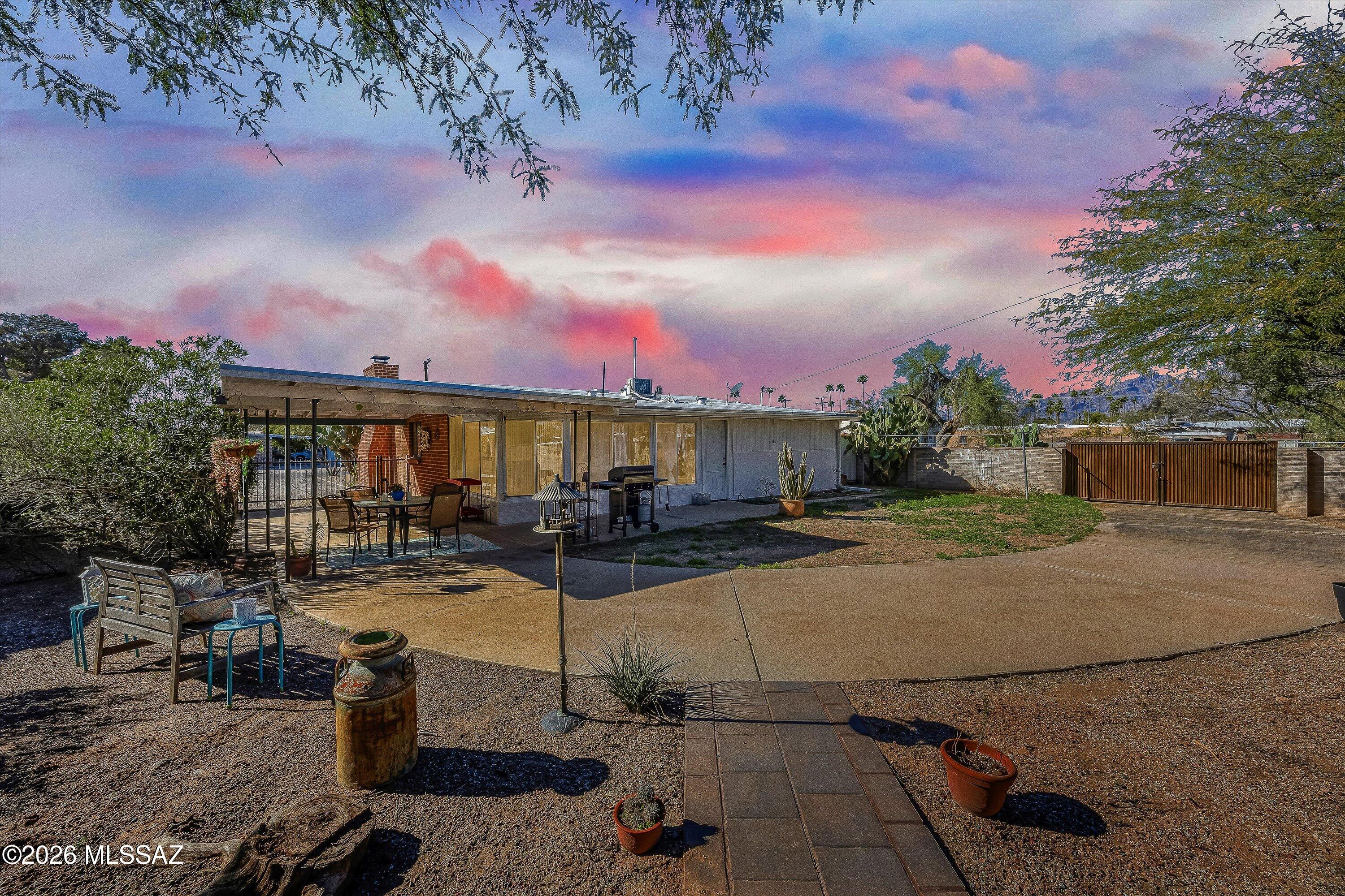 Mountain View Acre Farms - Residential