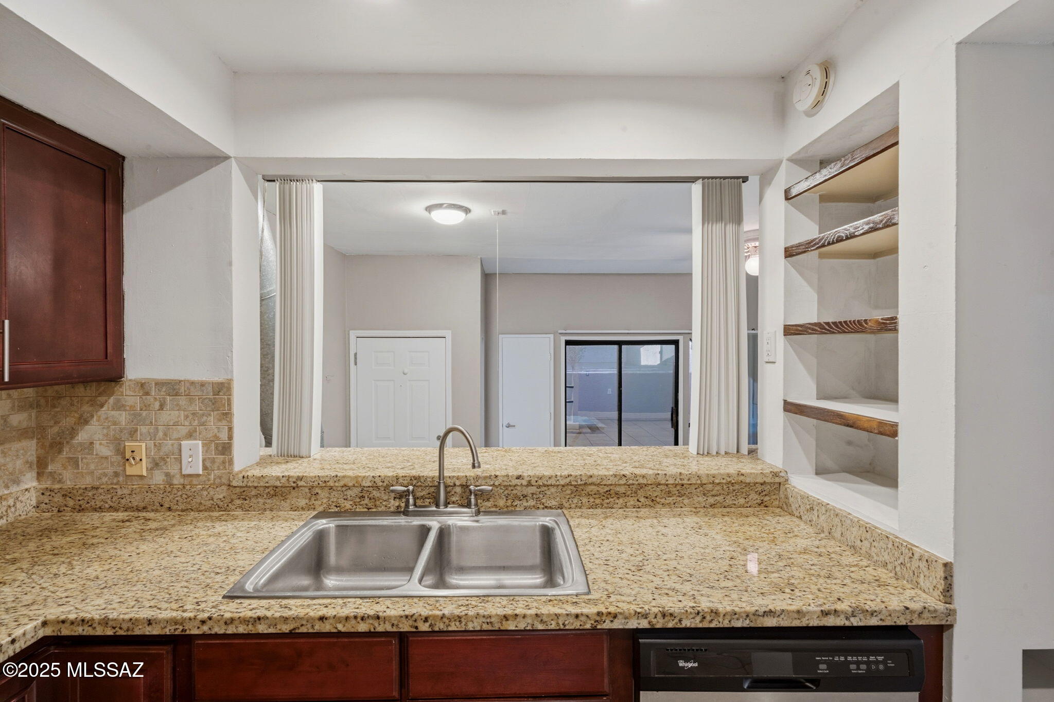 2744 N Country Club Road 106