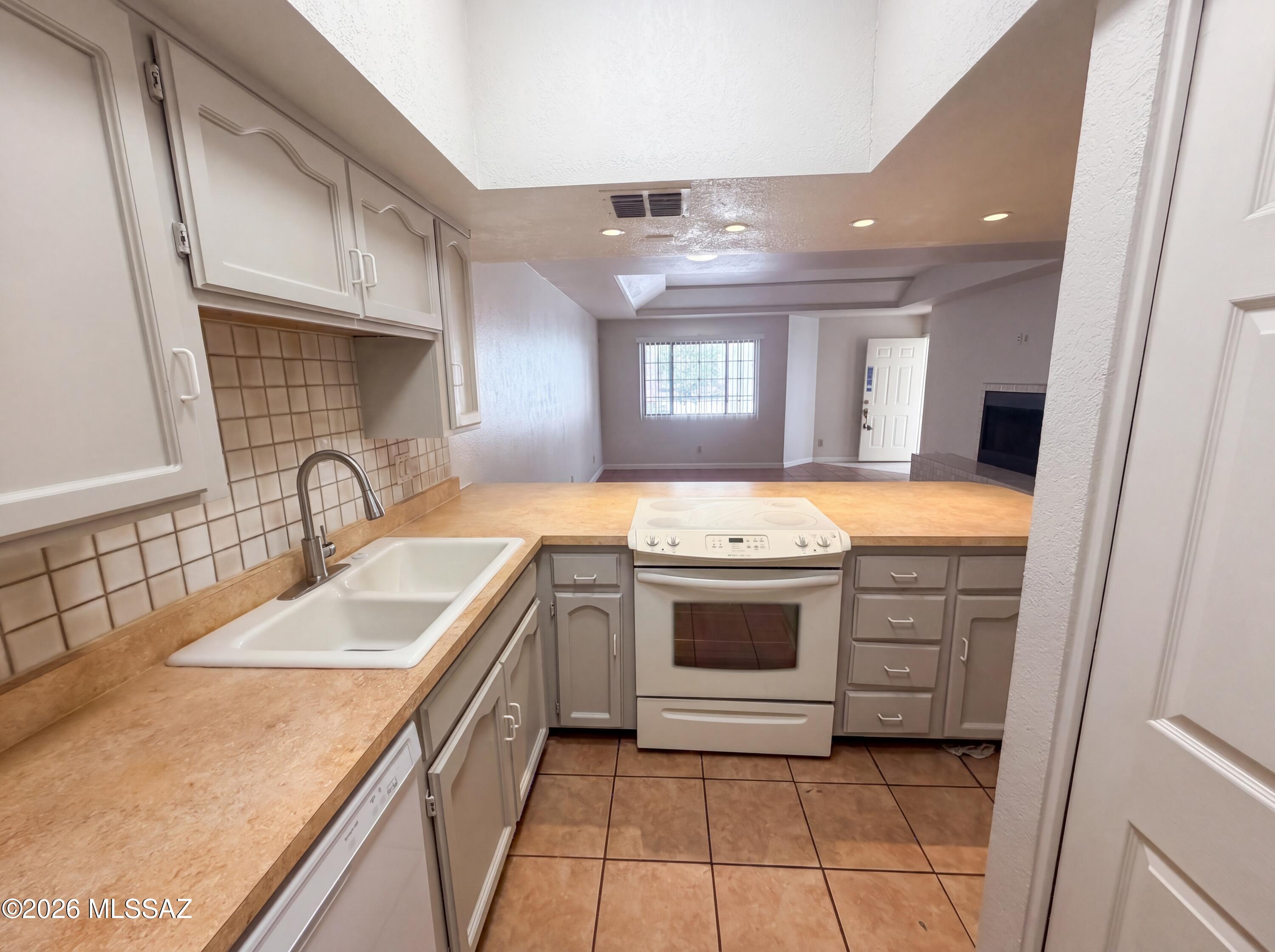 1200 E River Road L158