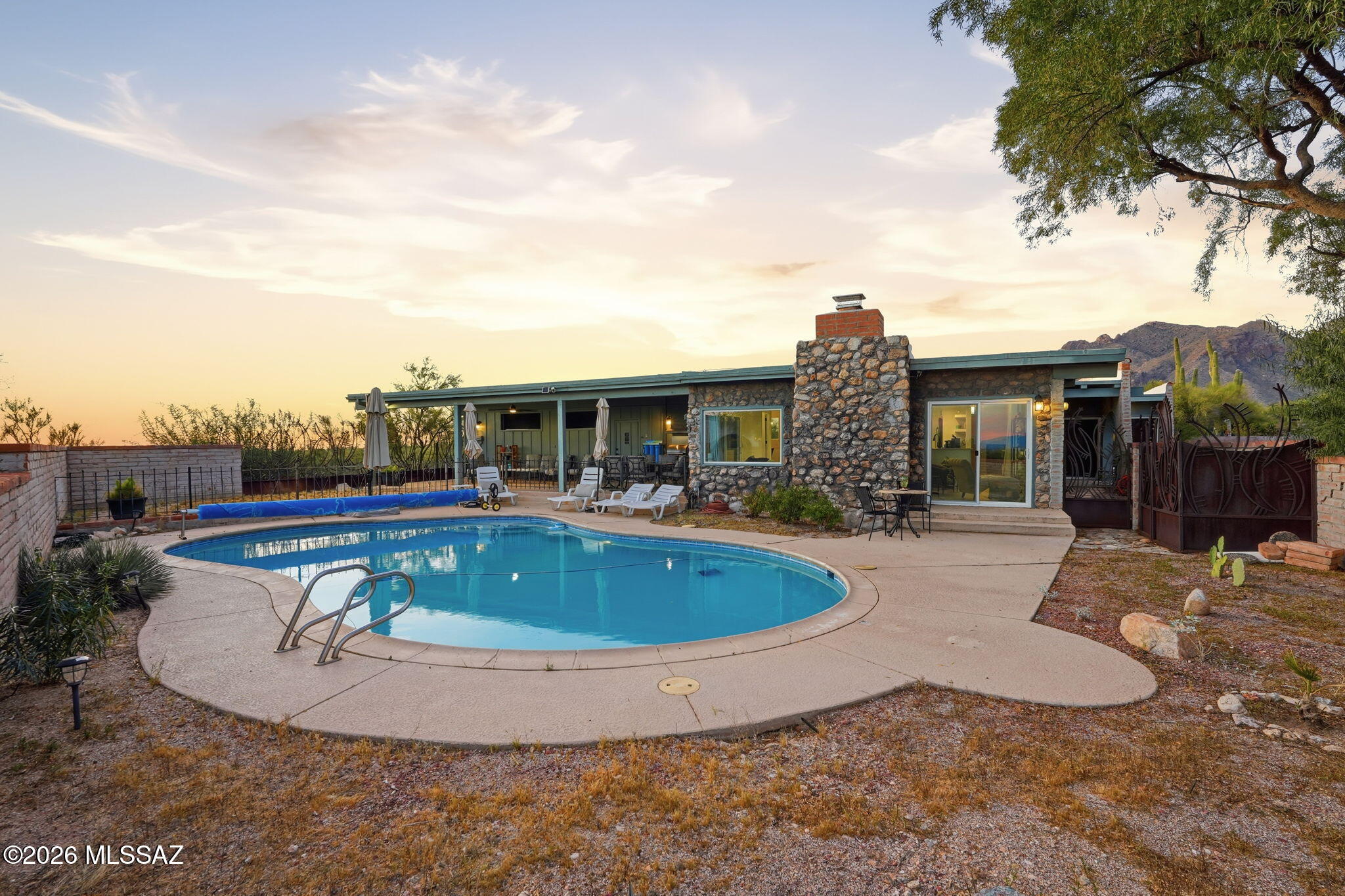 Santa Catalina Estates NO. 4 (1-180) - Residential