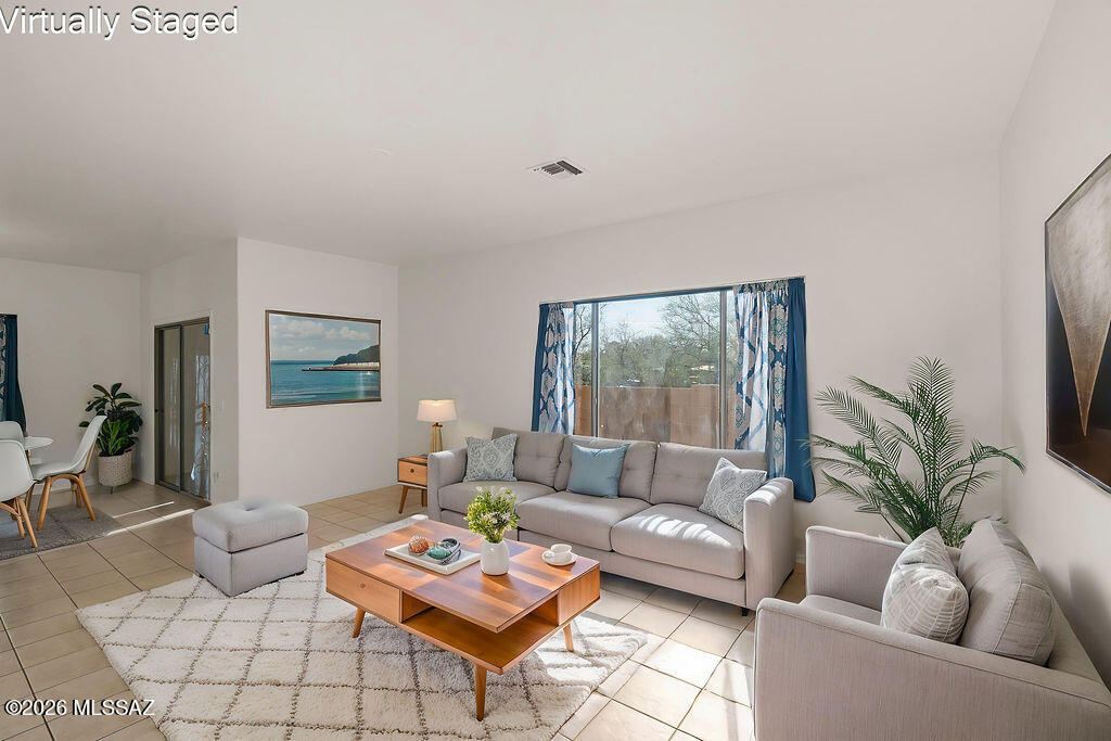 6702 S Avenida Santa Carolina