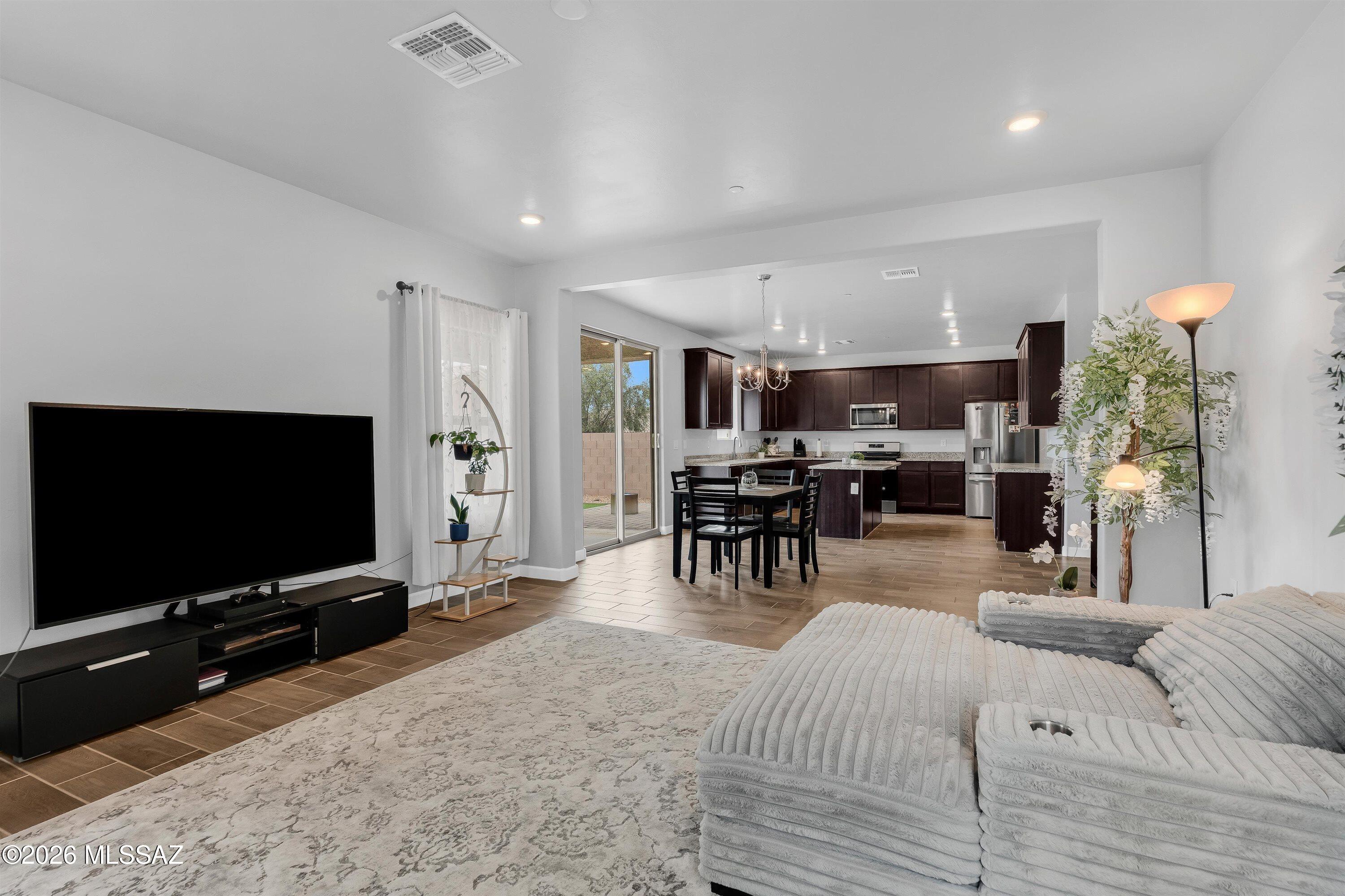 Saguaro Bloom 7A - Residential