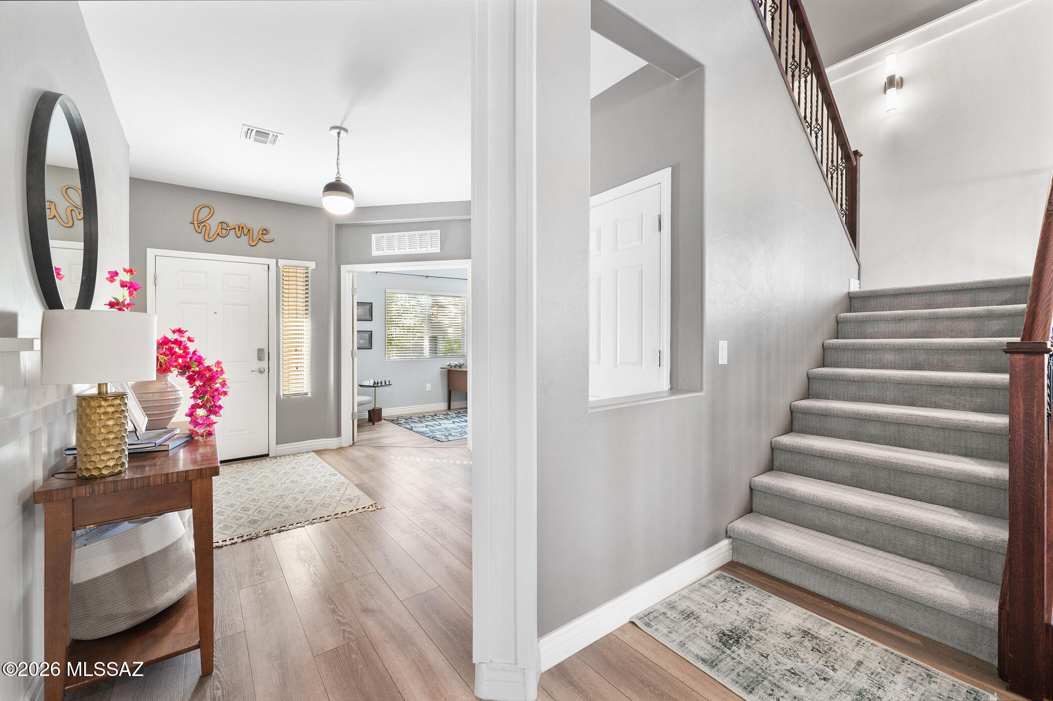 8942 W Twin Springs Drive