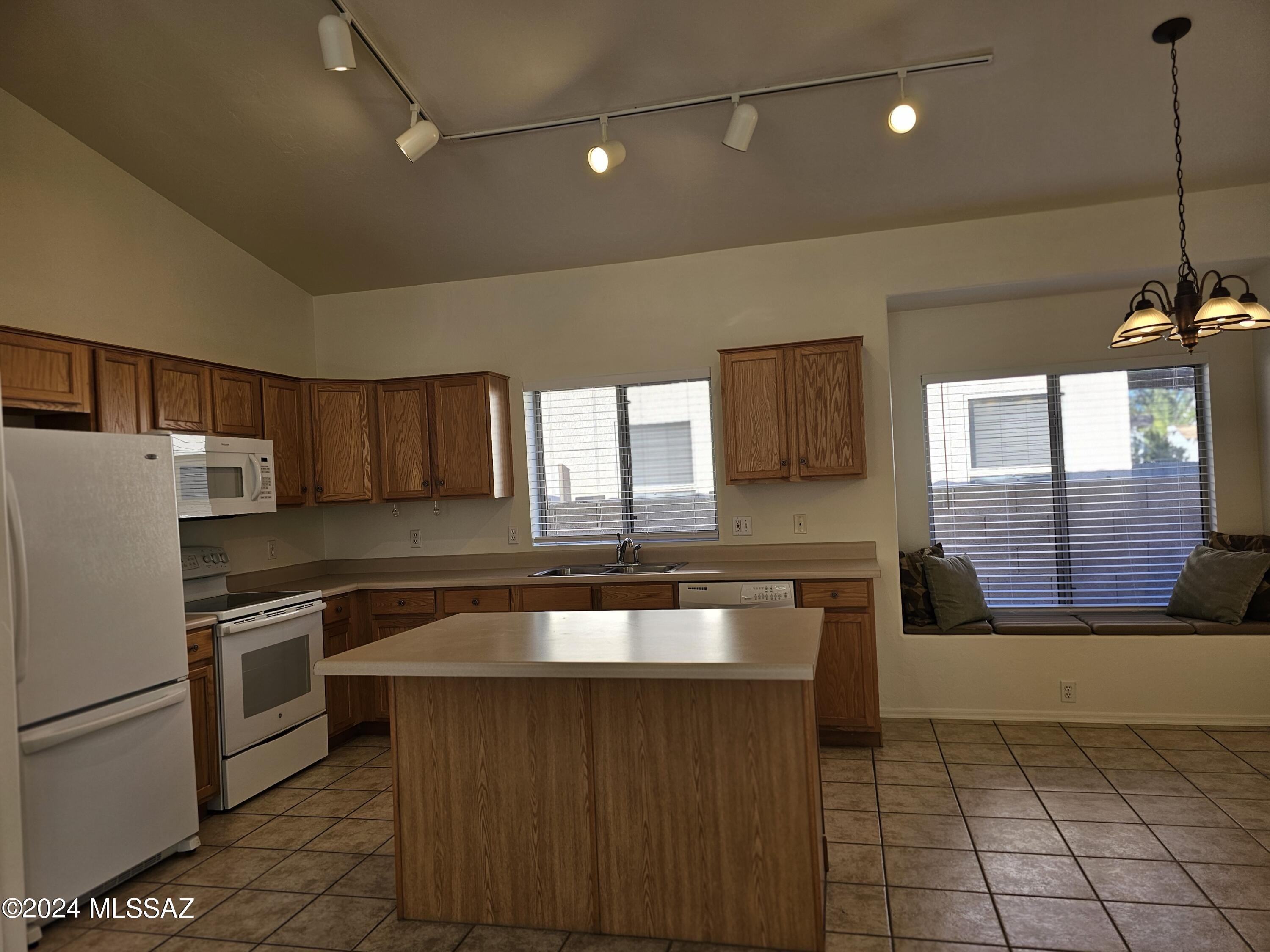 Continental Ranch (1-148) - Residential Lease