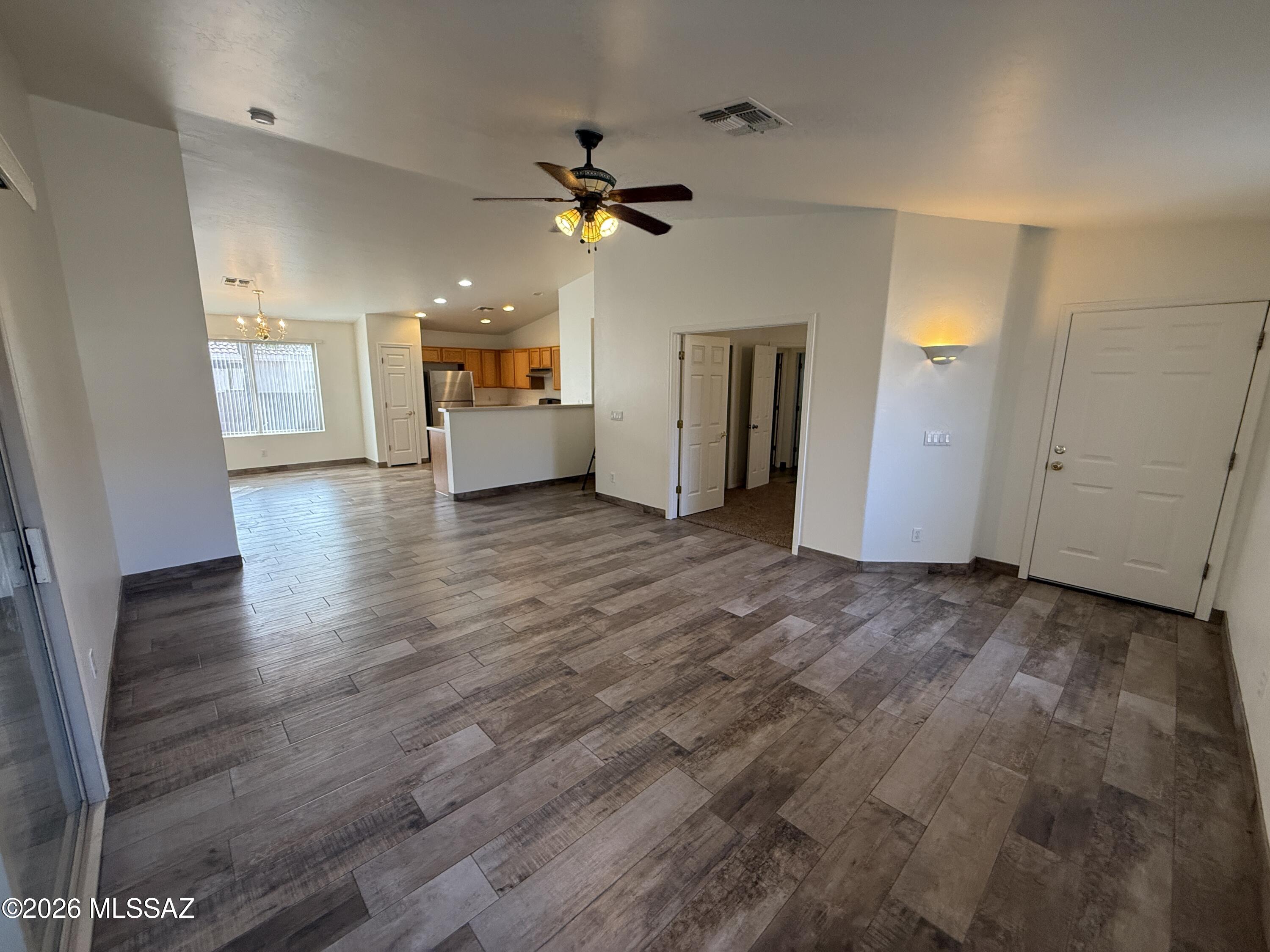 Vista Oeste Estates (1-37) - Residential Lease