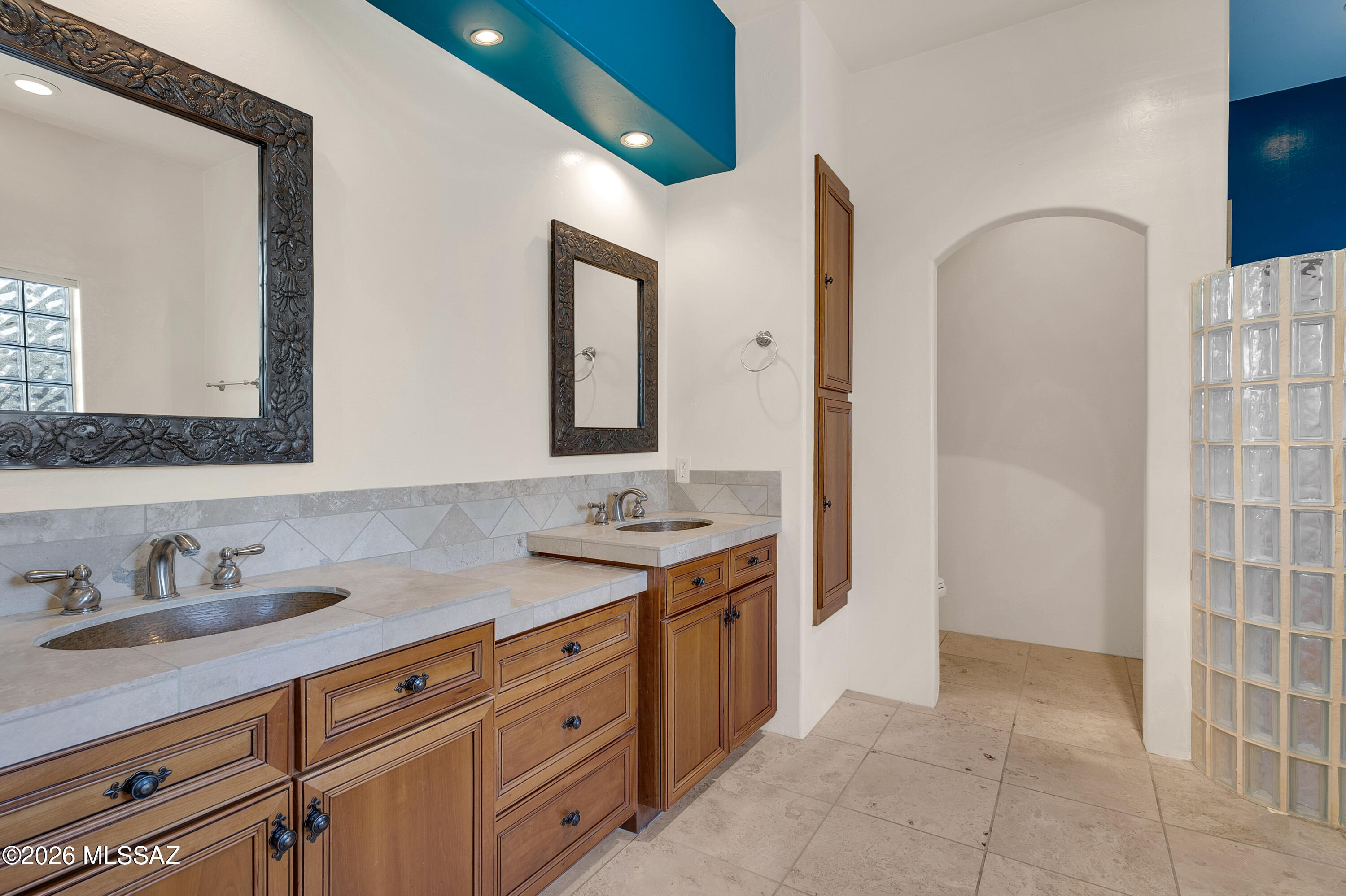 Eagles View (1-15) - Residential