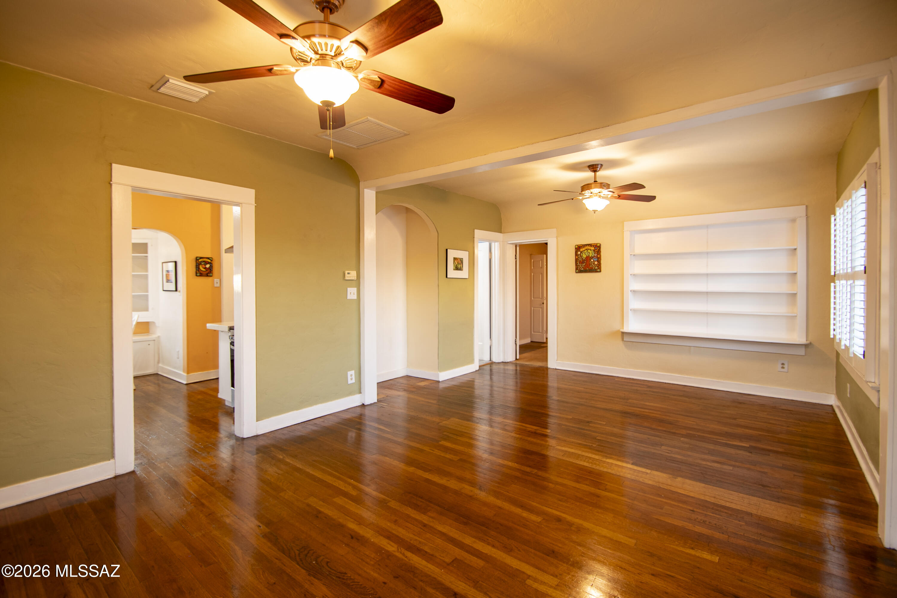 3553 E Camden Street