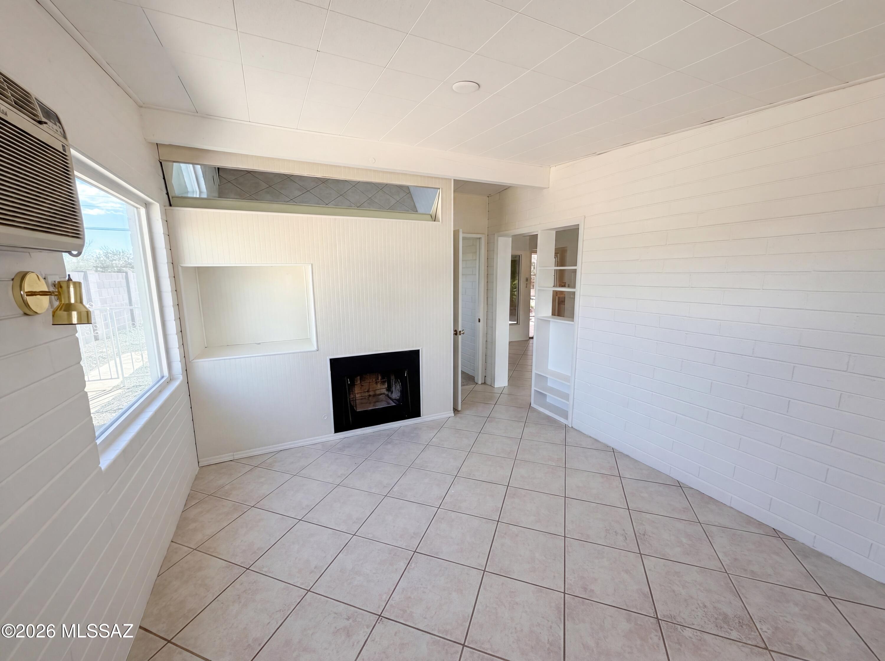 650 S Kenyon Drive