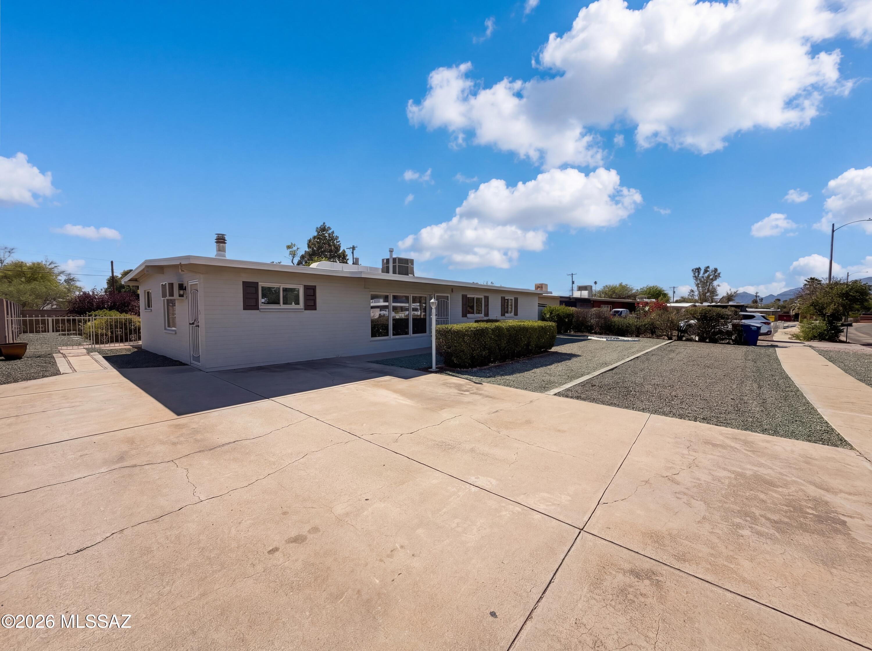 Yale Estates - Residential