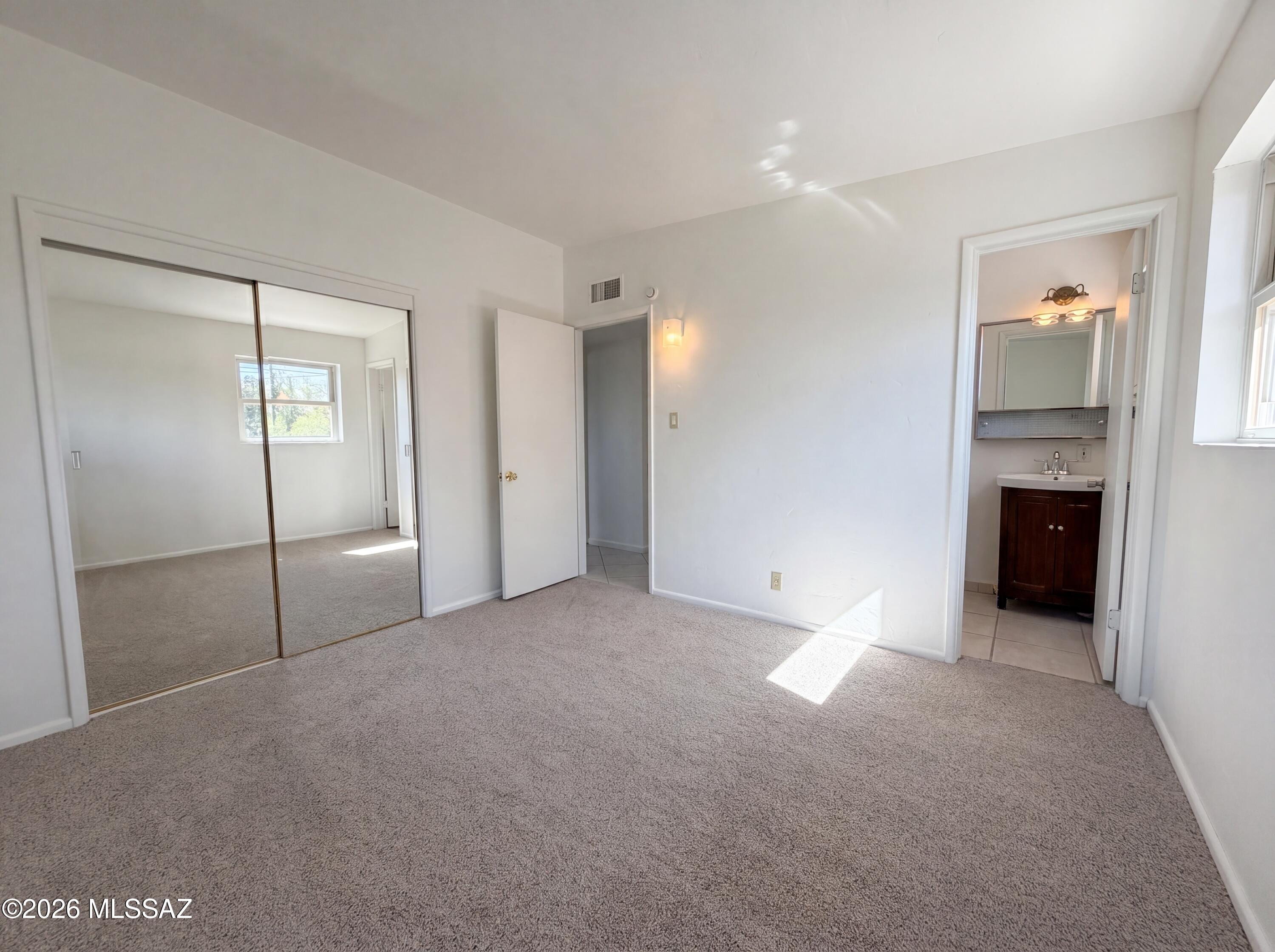650 S Kenyon Drive