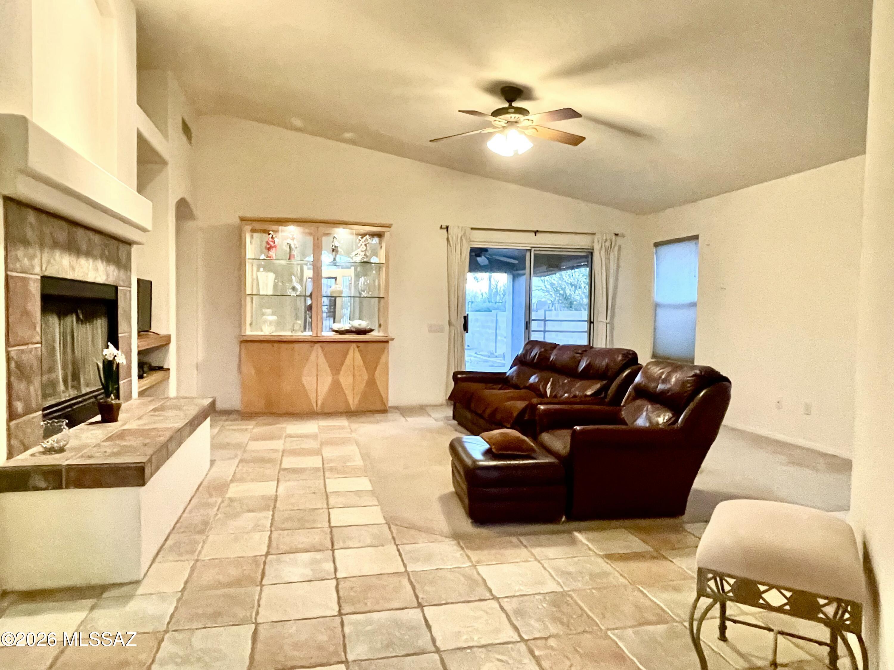 2572 W Bluffs Peak Court