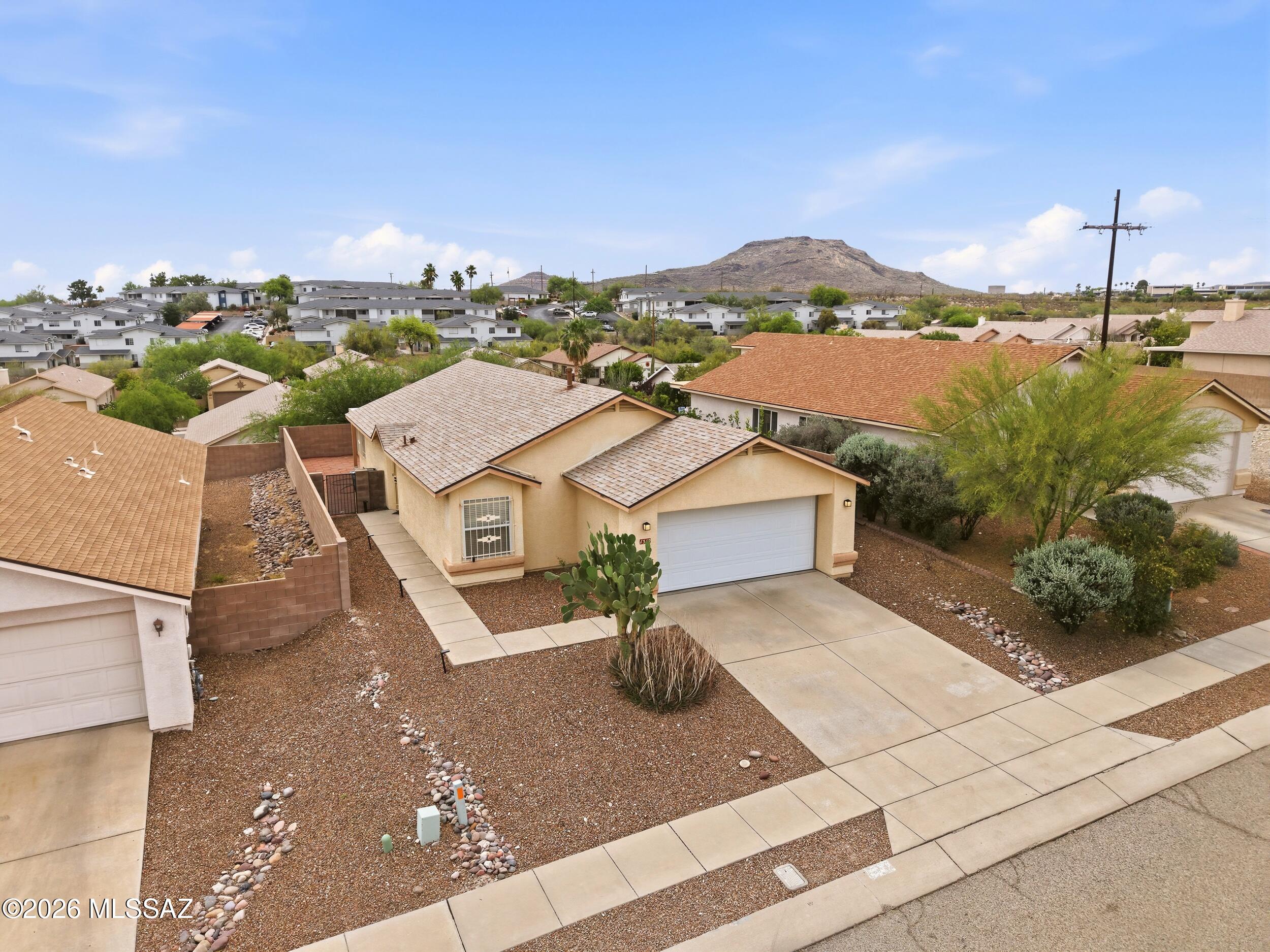Rancho De Colinas (1-95) - Residential