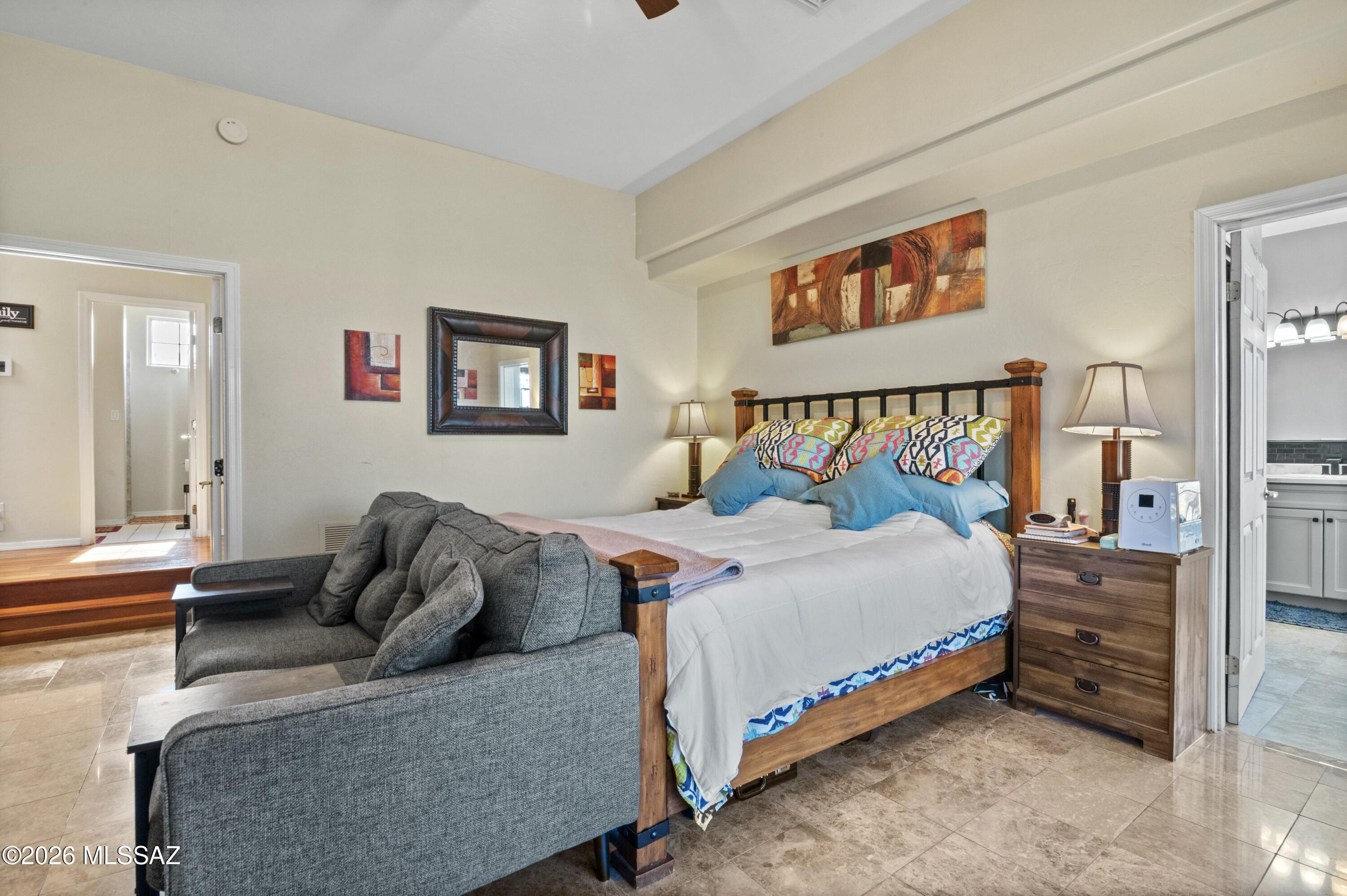Roadrunner Hills (1-21) - Residential