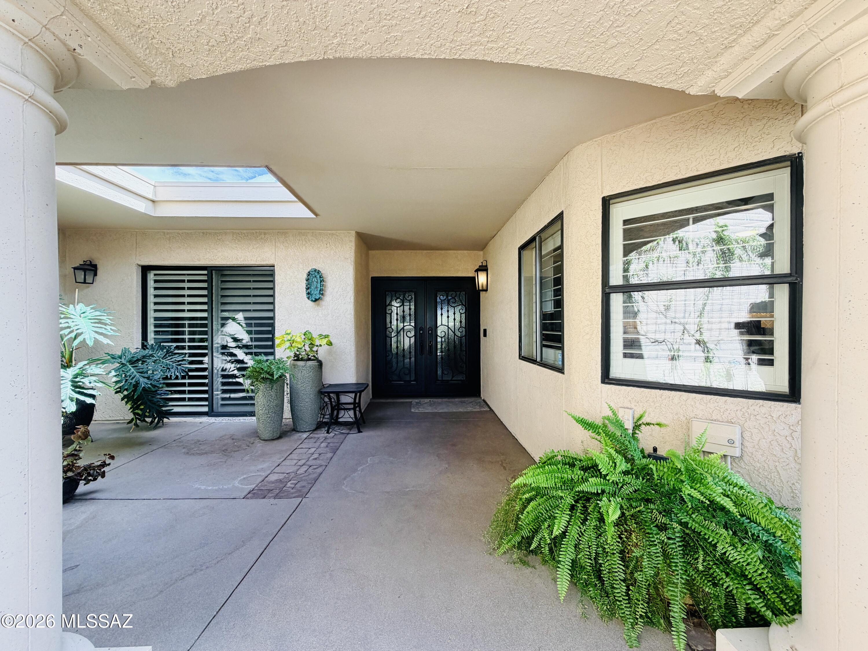 Riverbend - Sabino Canyon Road  (1-97) - Residential Lease