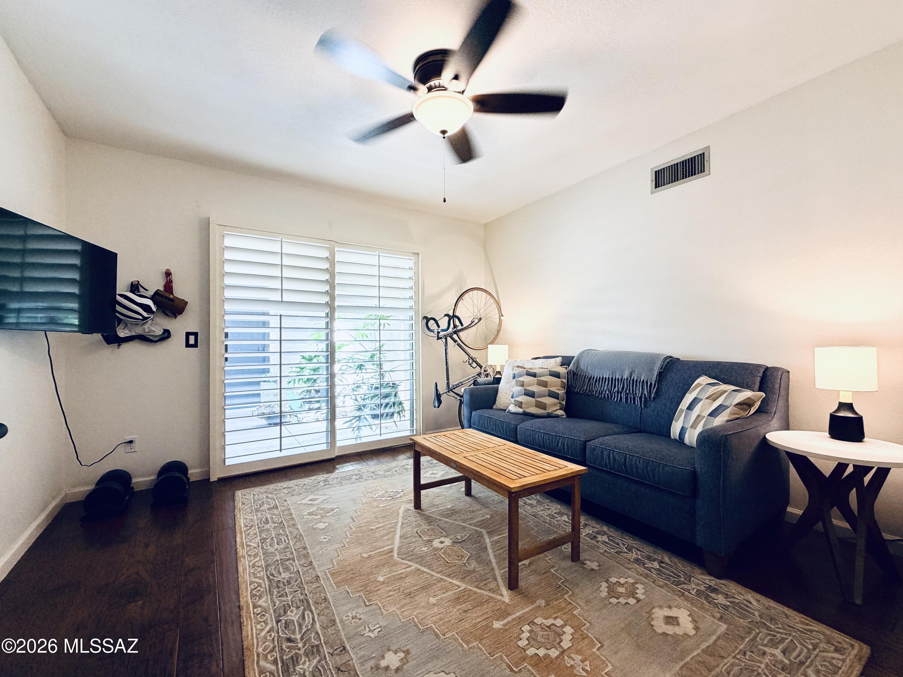 Riverbend - Sabino Canyon Road  (1-97) - Residential Lease