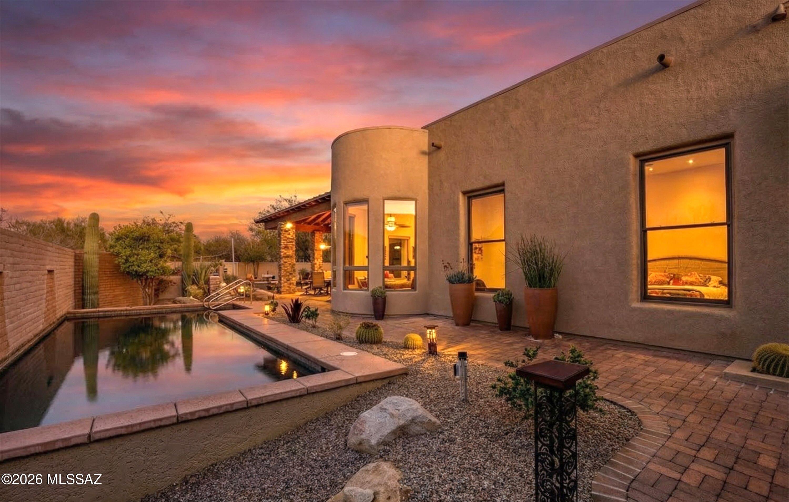 12797 N Sorrel Stallion Place