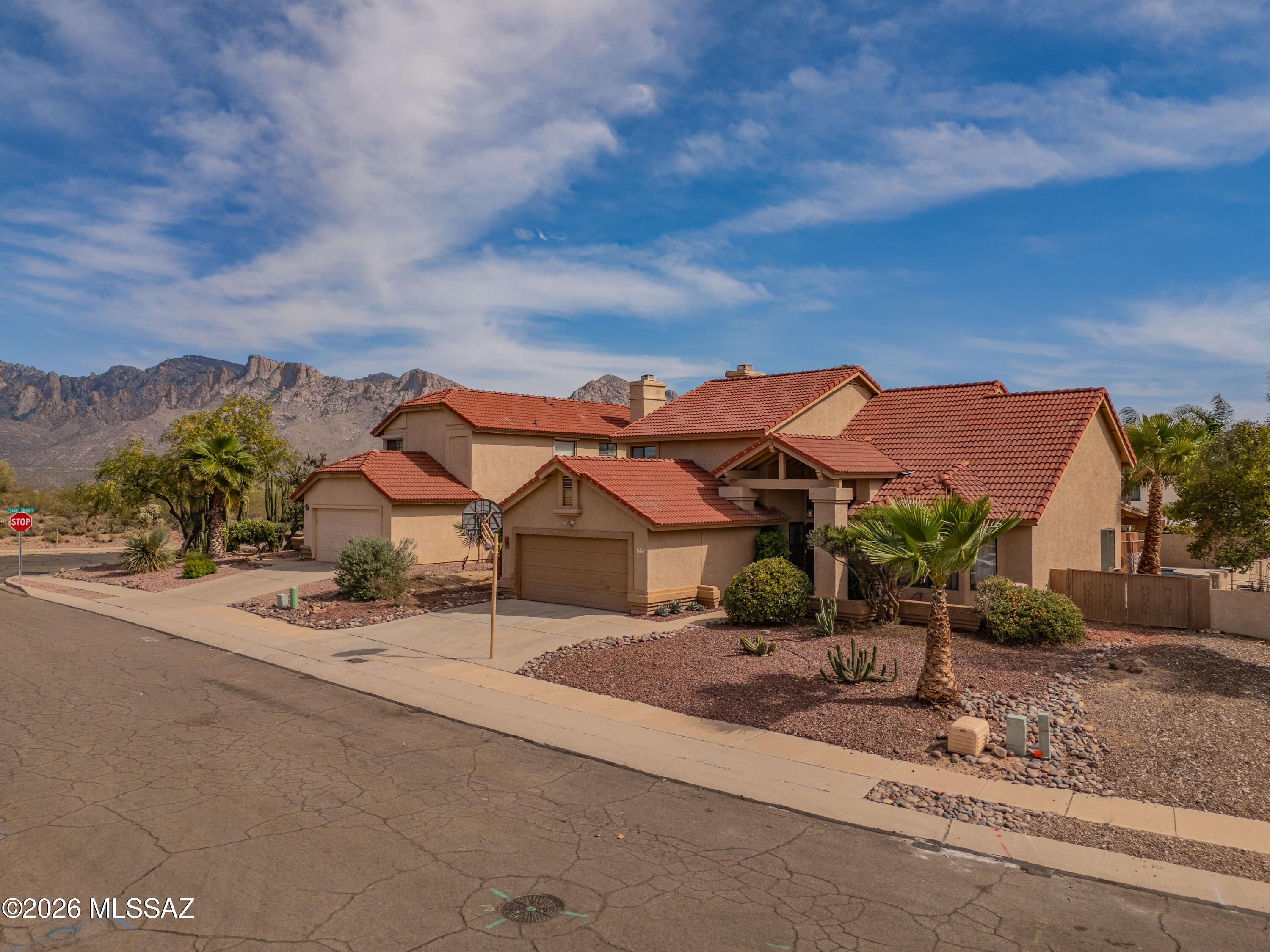 11488 N Ingot Loop