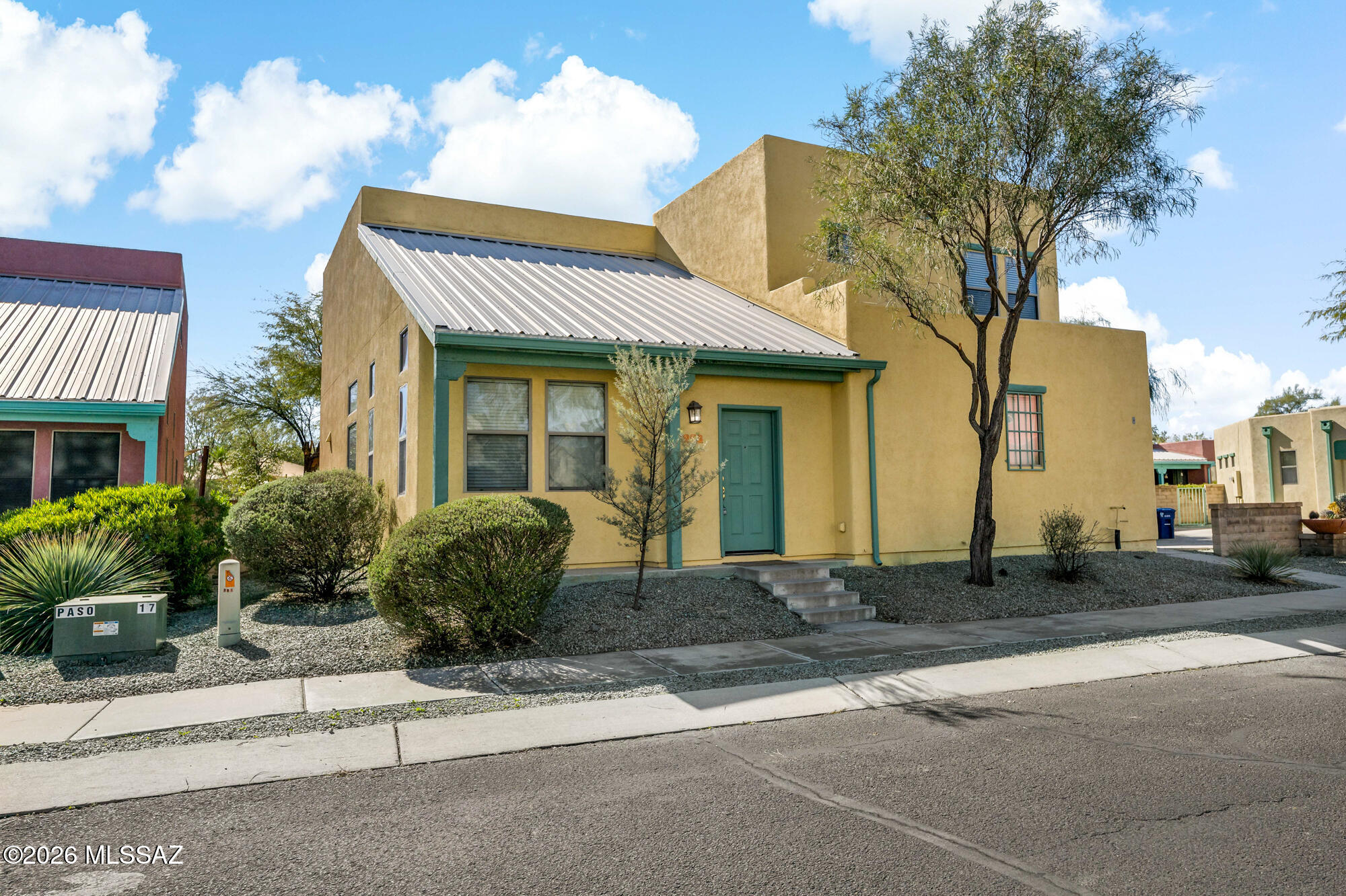 Paseo Estrella (1-104) - Residential Lease