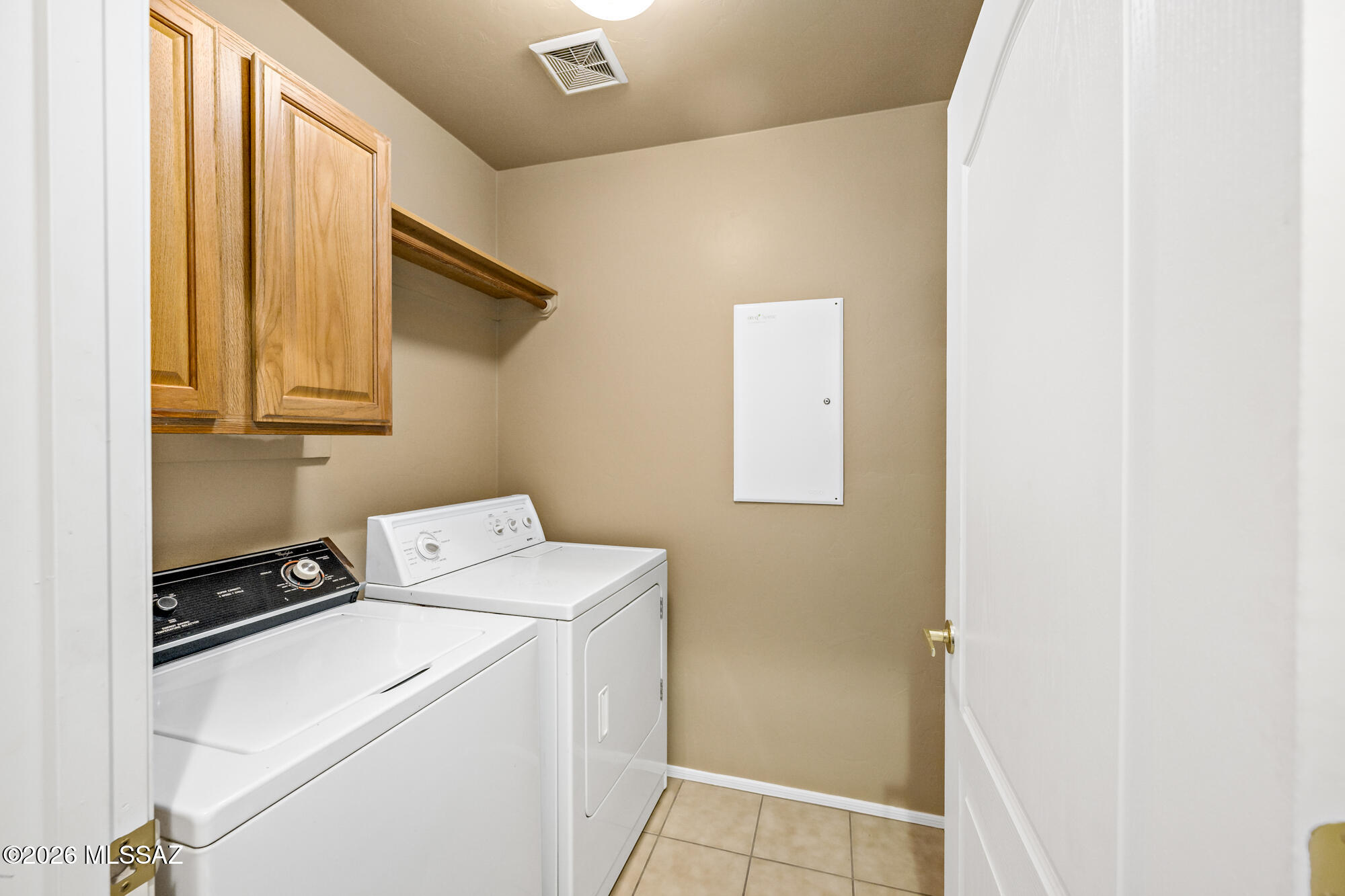 Paseo Estrella (1-104) - Residential Lease