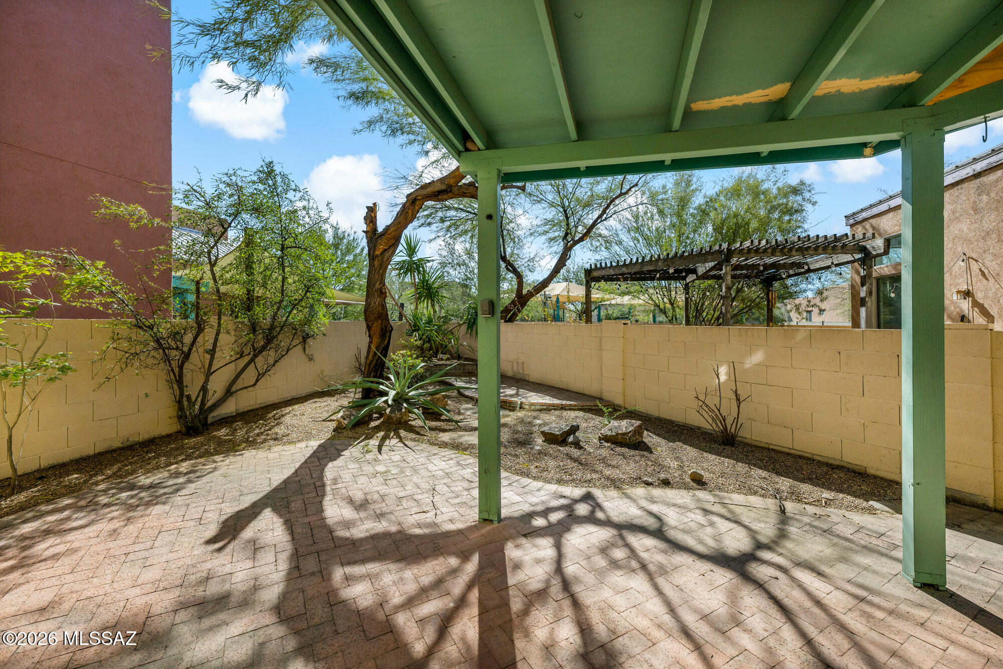 Paseo Estrella (1-104) - Residential Lease