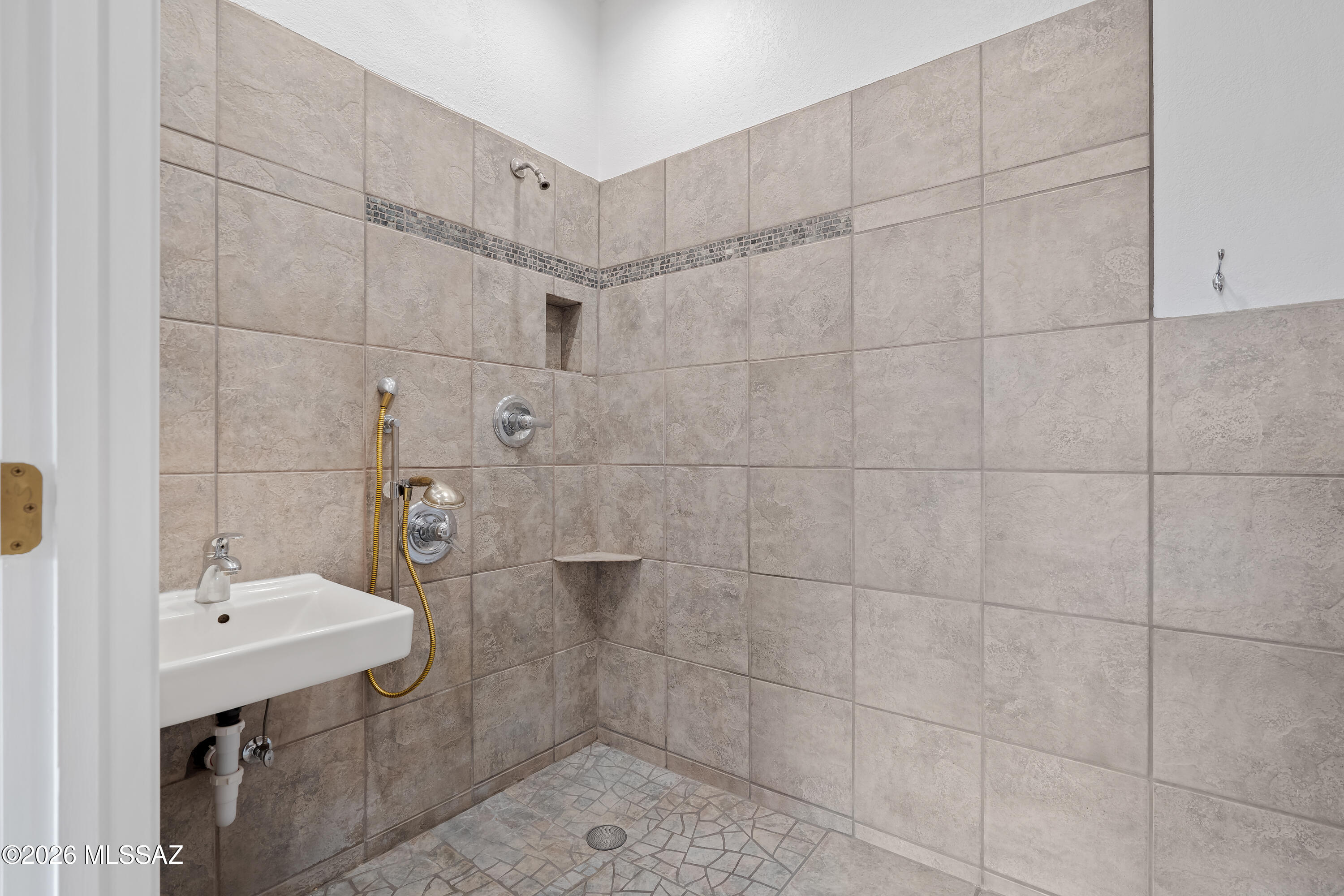 Shadow Hills (484-595) - Residential
