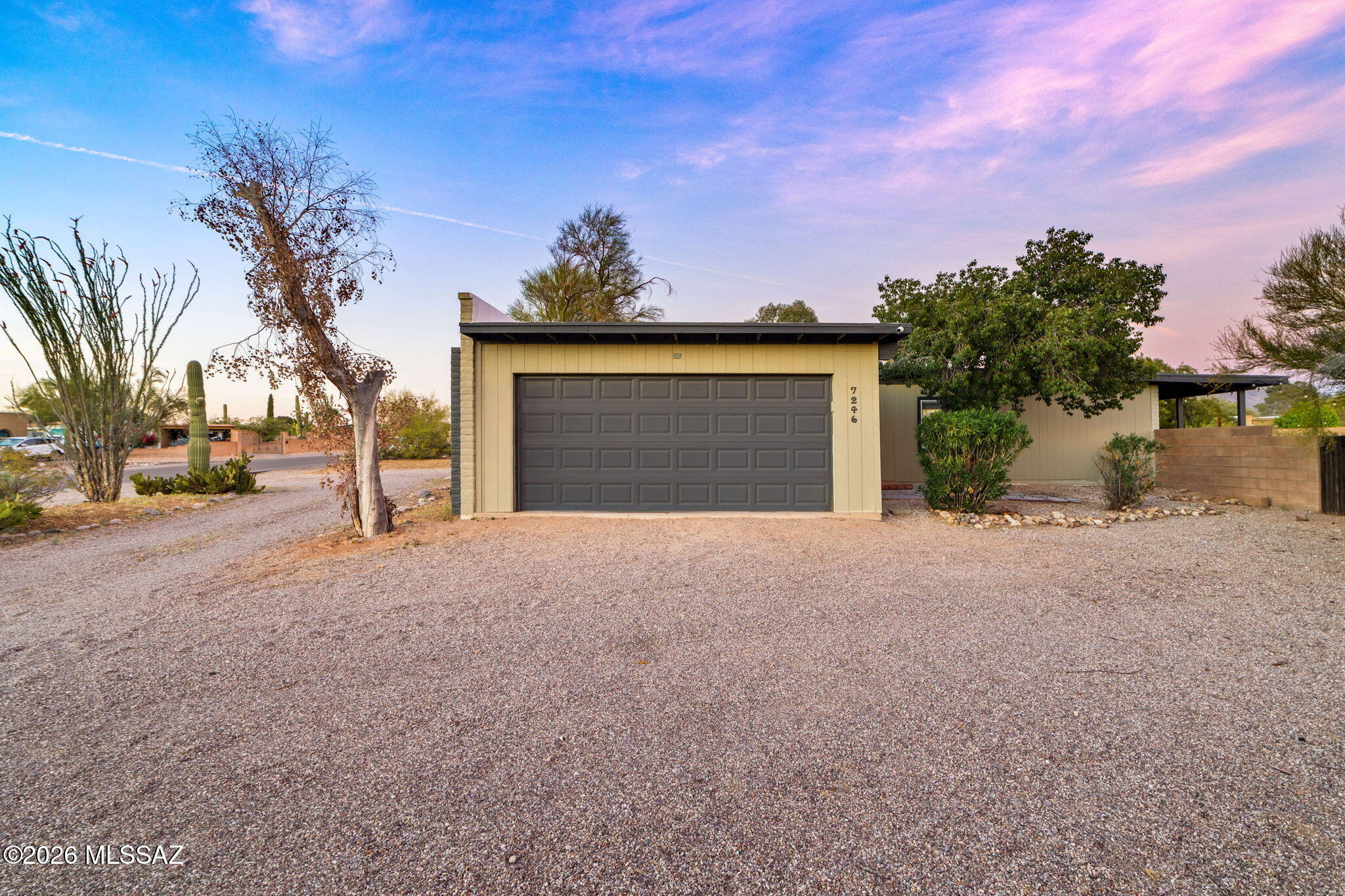 7246 N Casablanca Drive