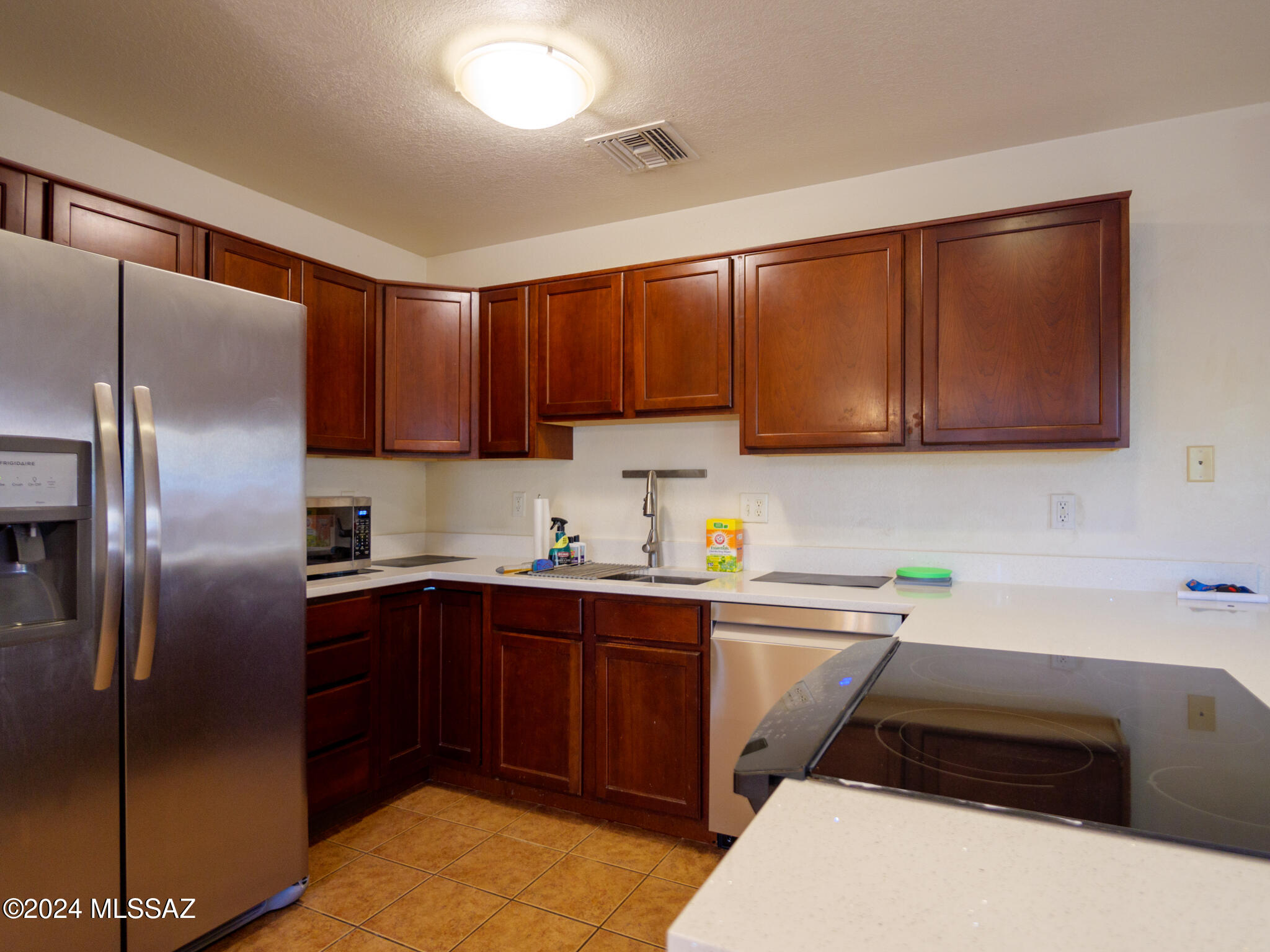 Ventana Vista Condominiums - Residential Lease