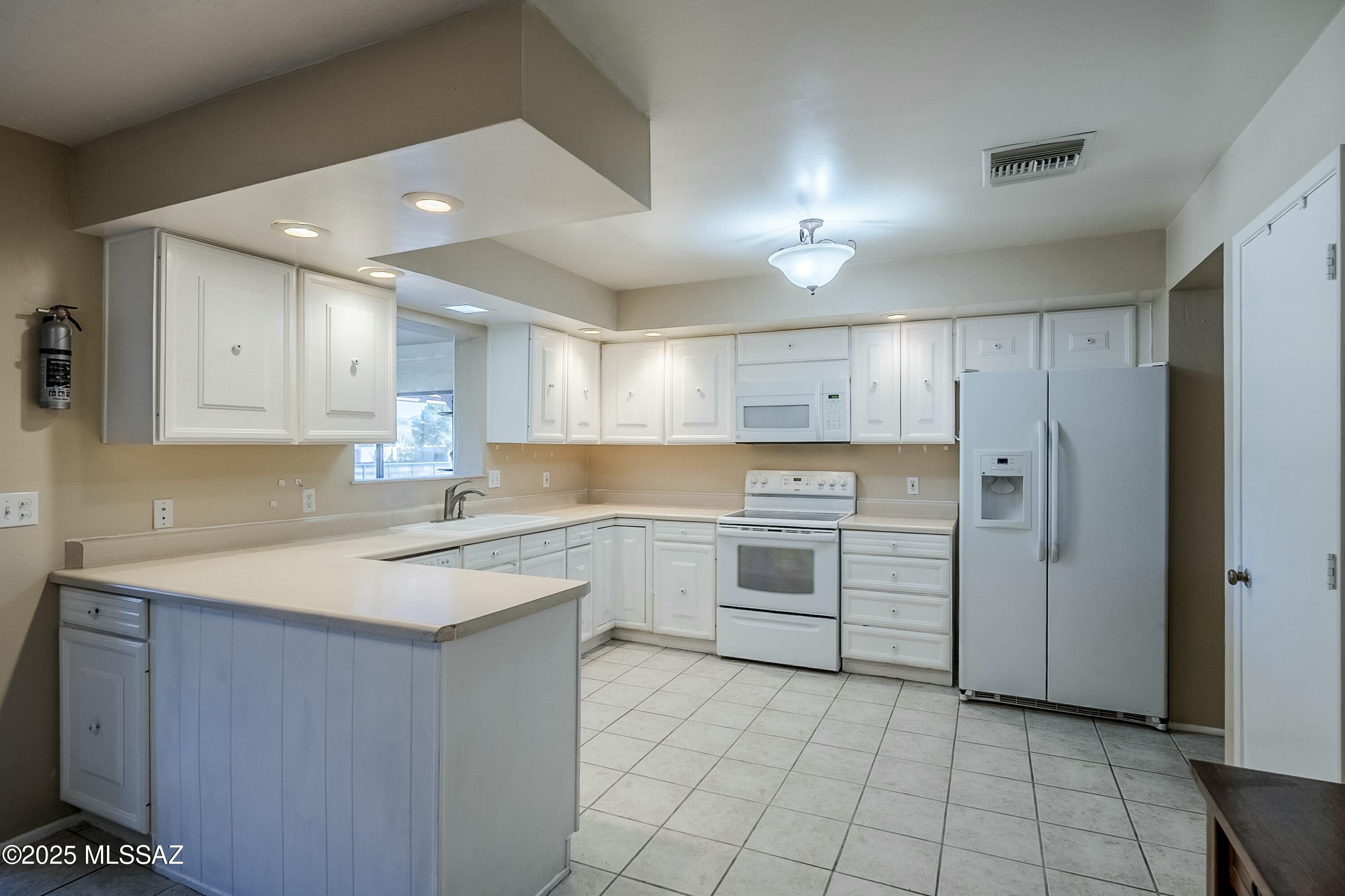 Green Valley Country Club Estates (155-376) - Residential
