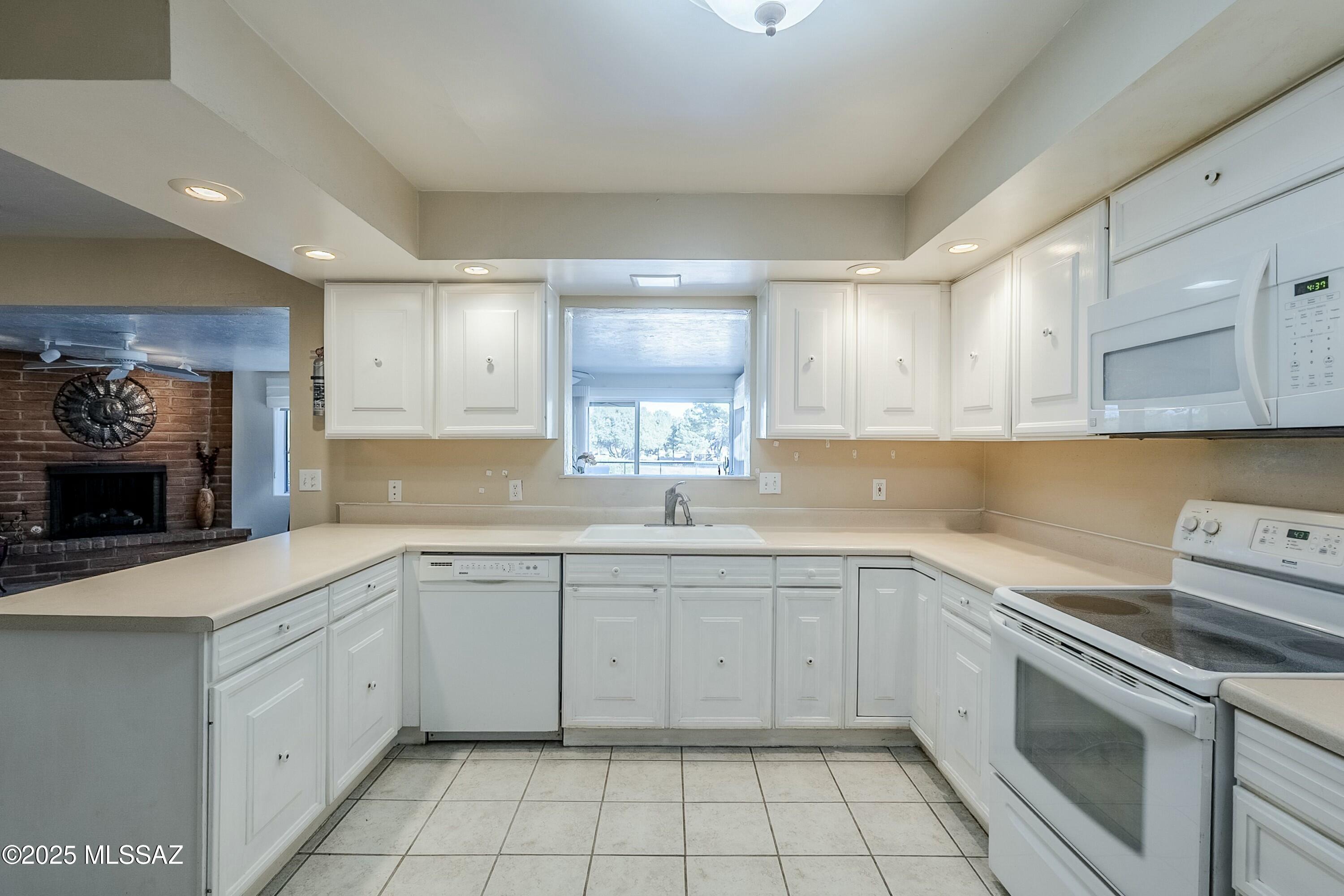Green Valley Country Club Estates (155-376) - Residential