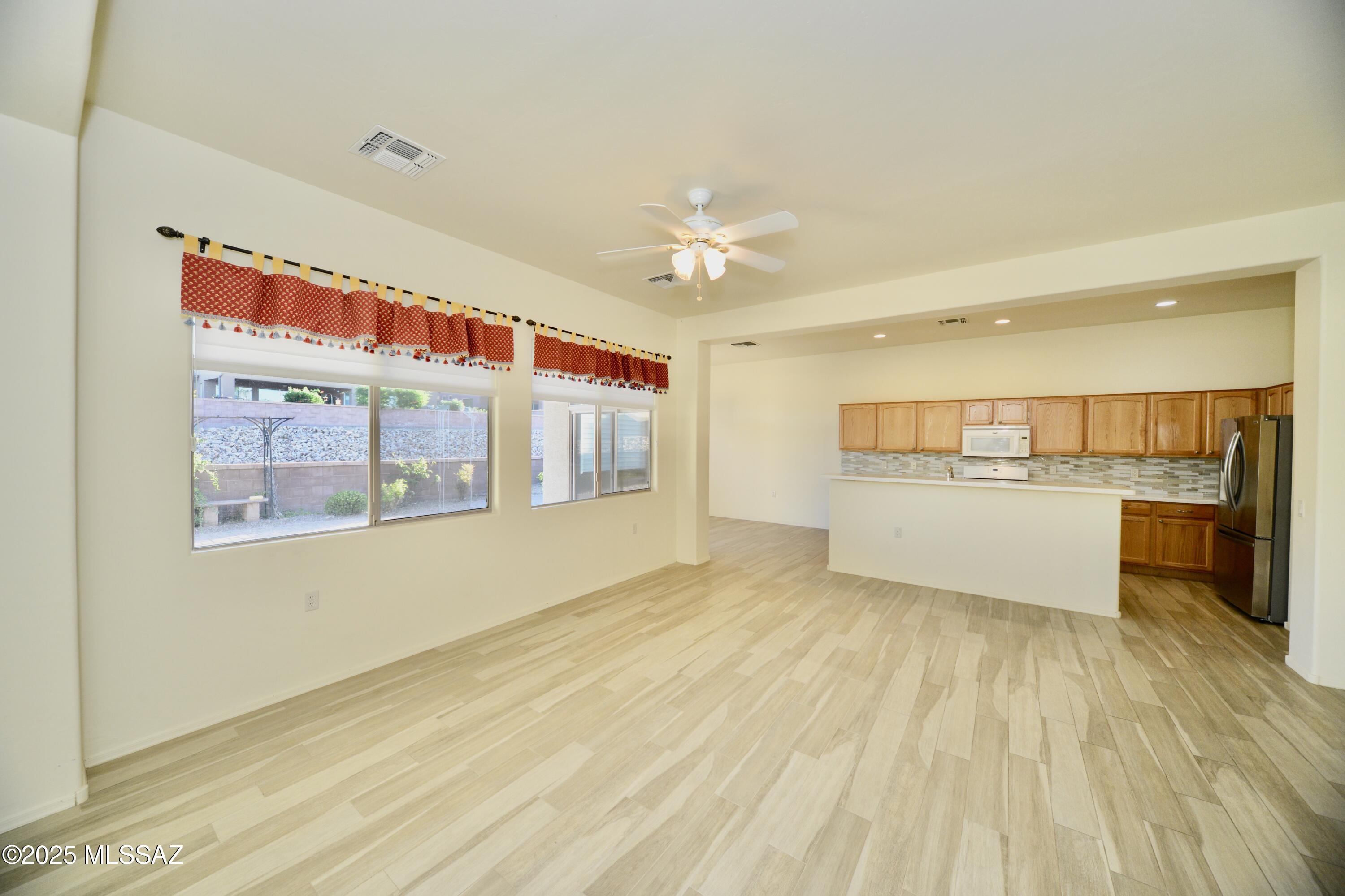 2075 W Demetrie Canyon Drive