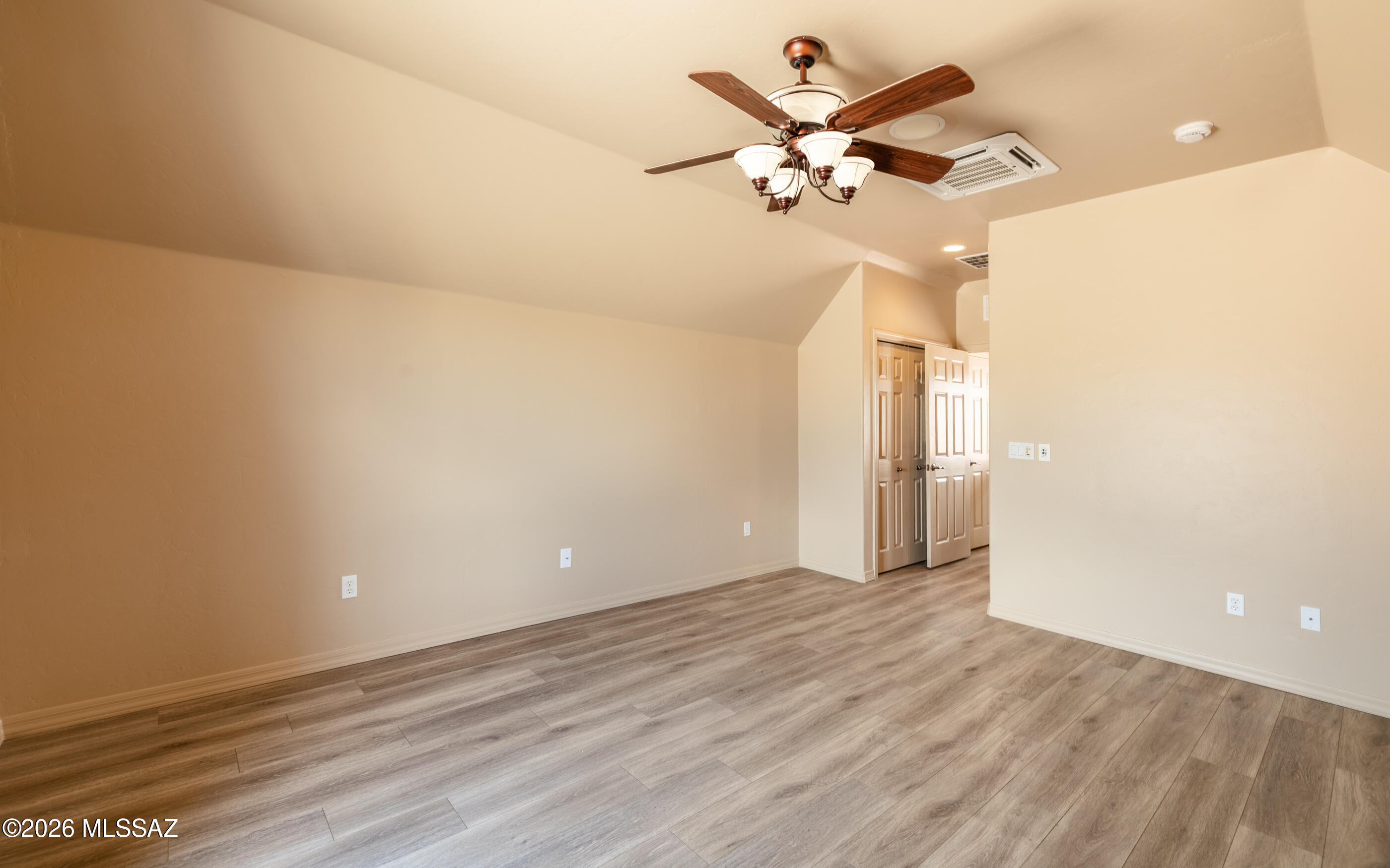 New Tucson Unit NO. 30 - Residential