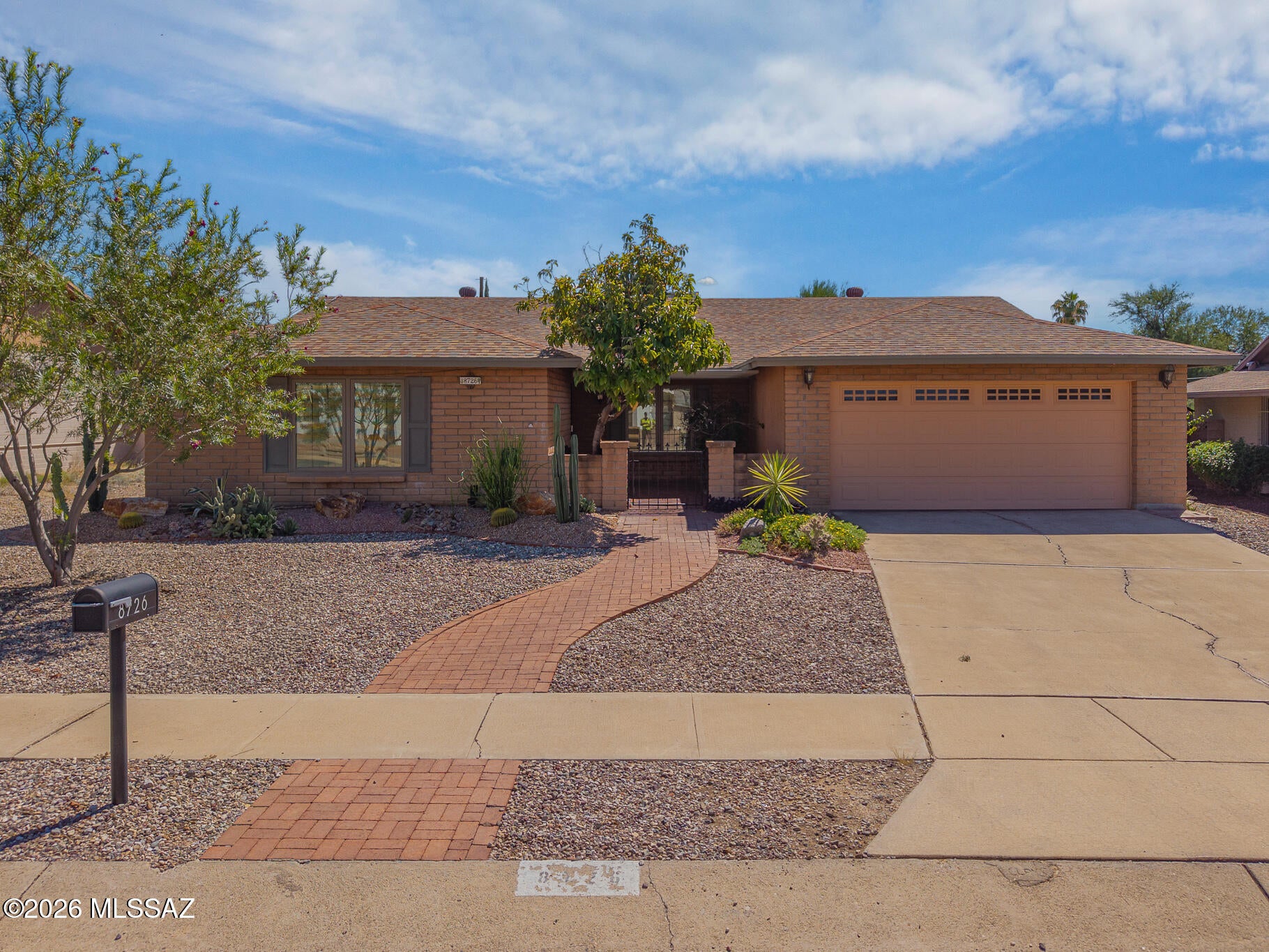 8726 E 28th Street