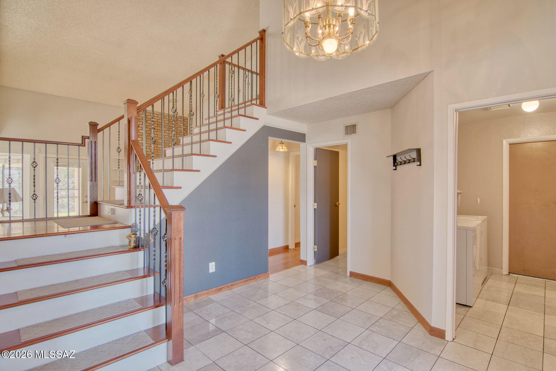 2781 W Calle Cuero De Vaca