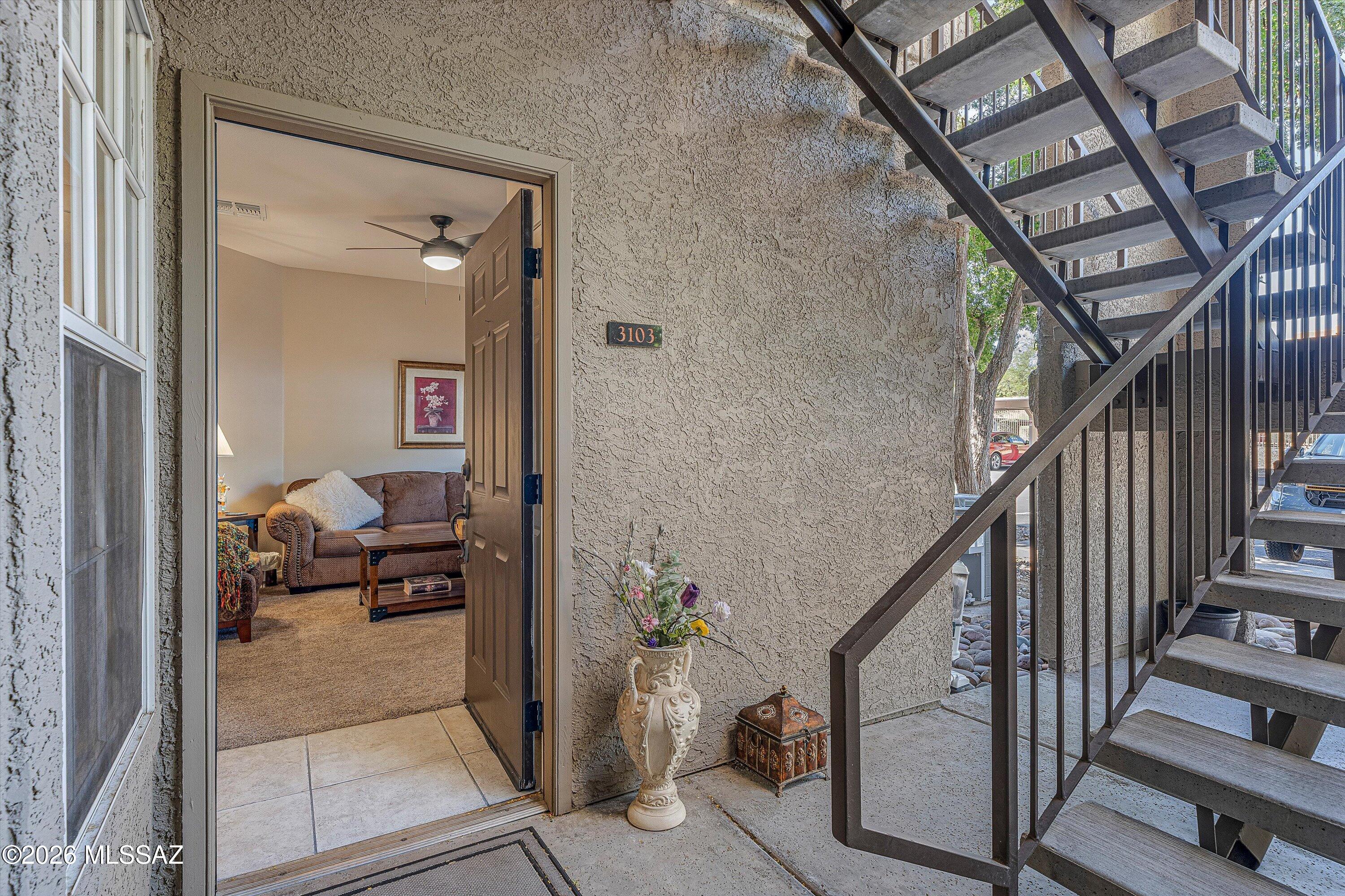1500 E Pusch Wilderness Drive 3103