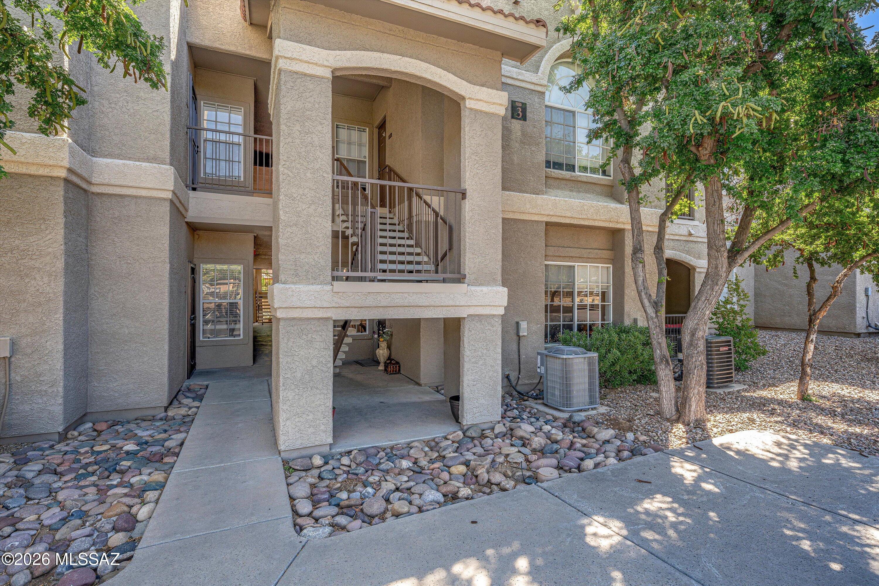 1500 E Pusch Wilderness Drive 3103